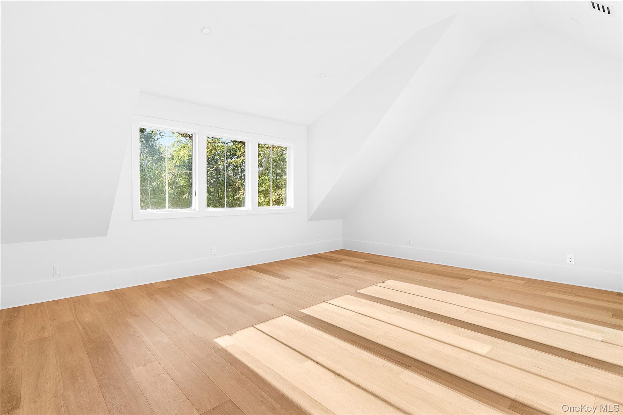 5697 Westphalia Road Property Photo 19