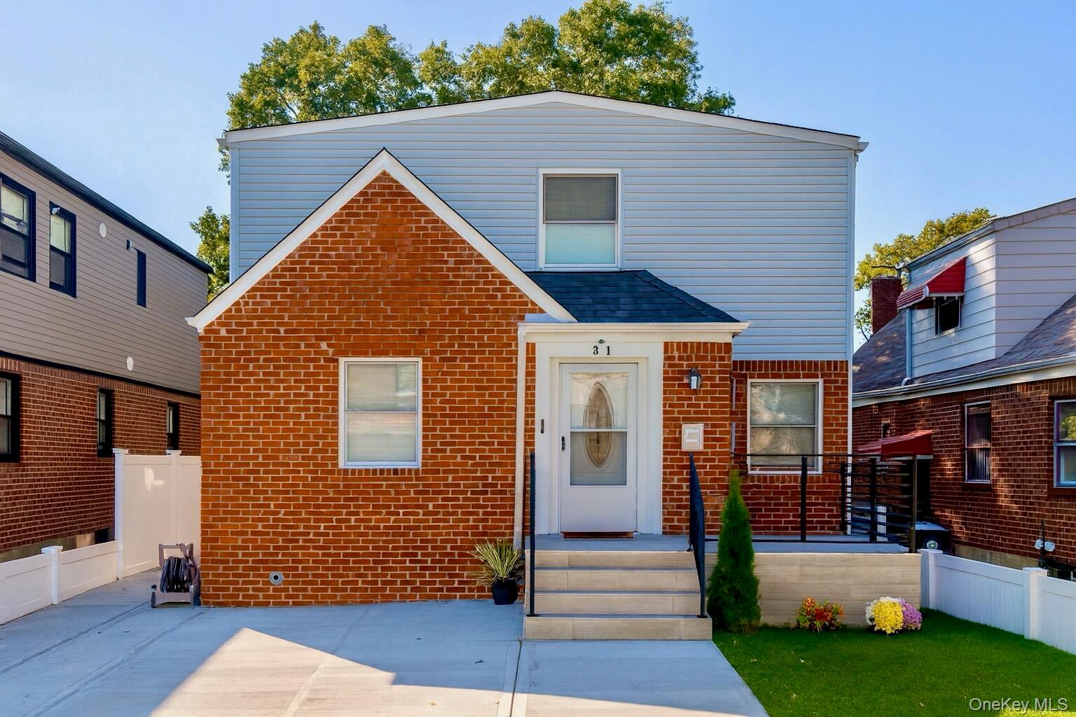 113-40 198th Property Photo 1