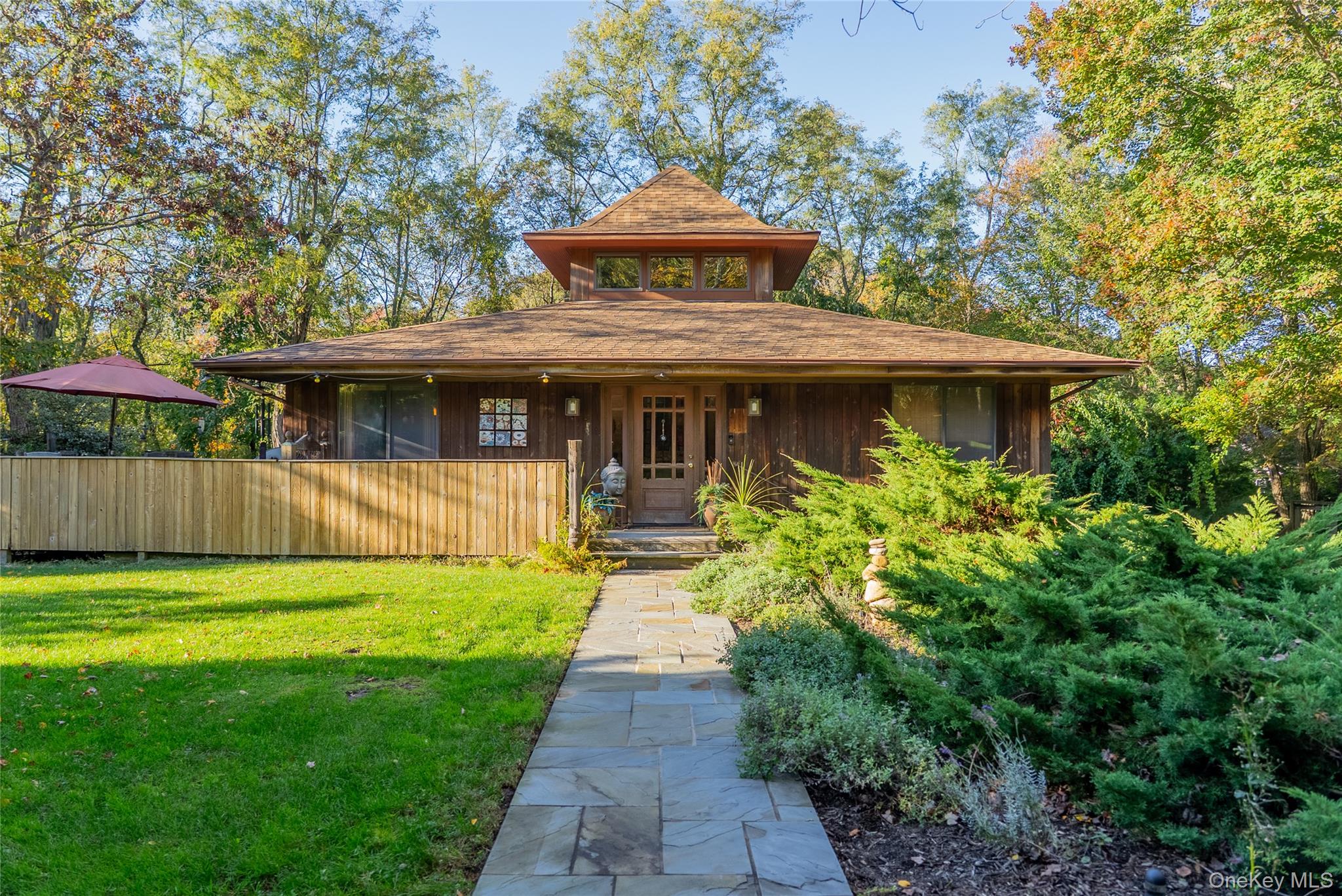 30 Long Bow Property Photo 1