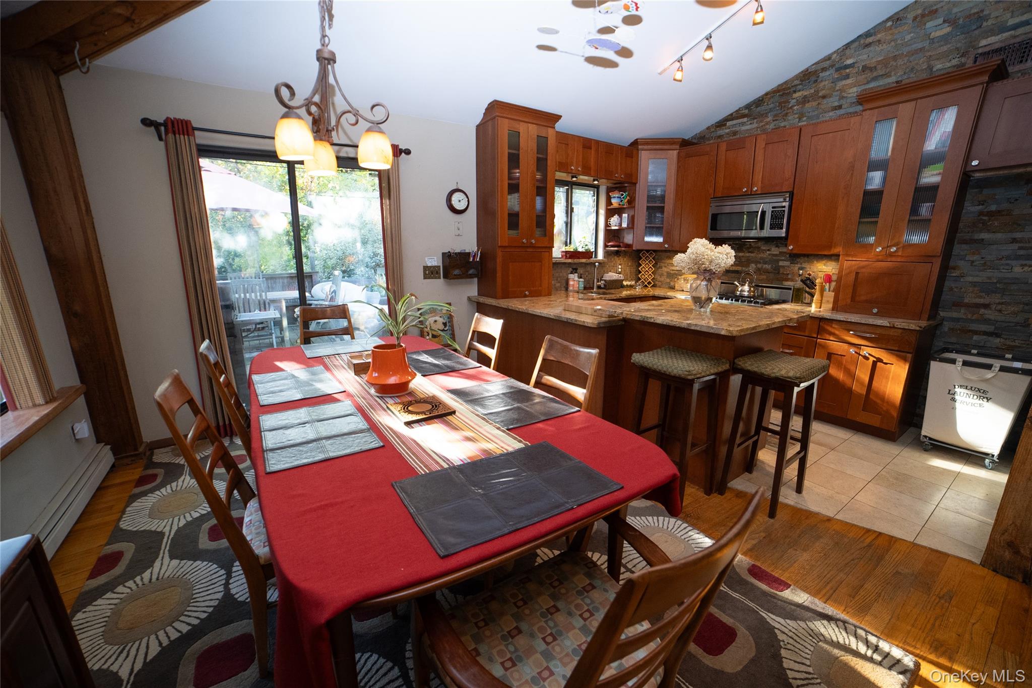 30 Long Bow Property Photo 6