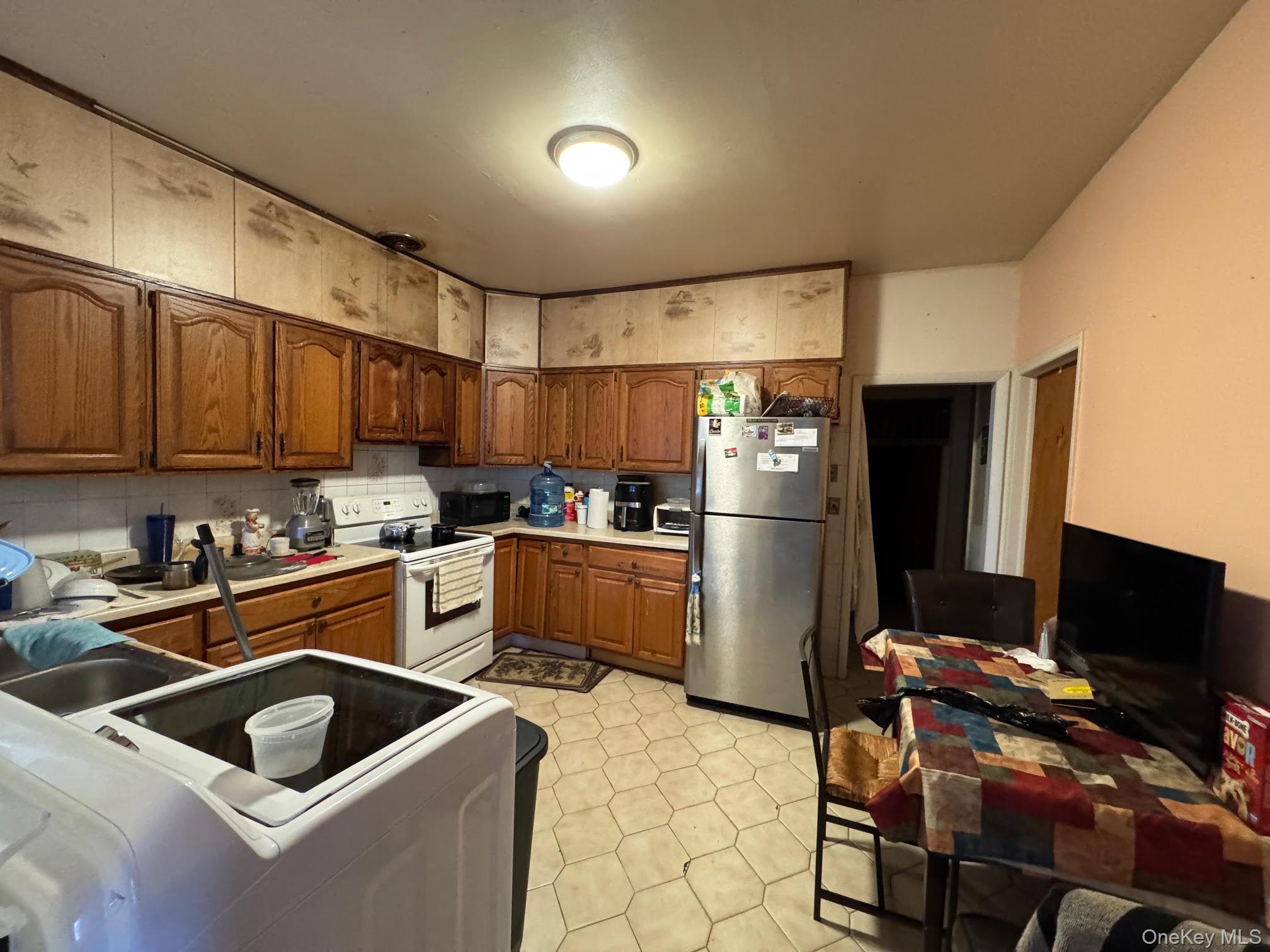 13 Mountain Avenue Property Photo 20