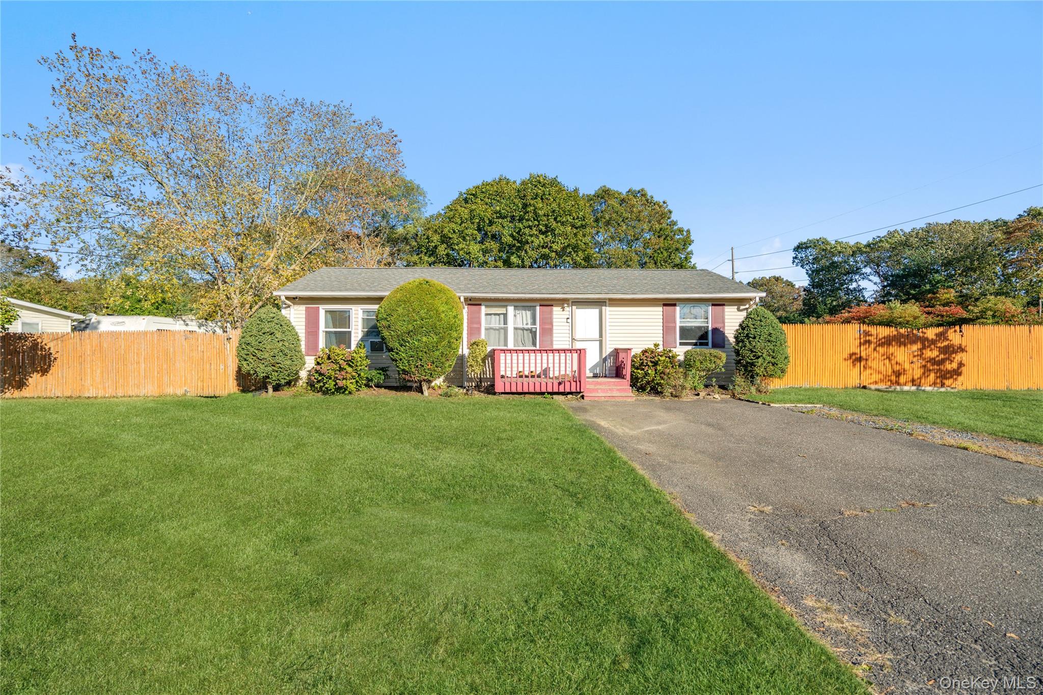 501 Scherger Avenue Property Photo 1