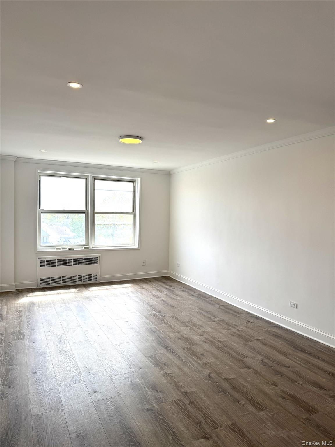222-89 Braddock Ave 5a Property Photo 2
