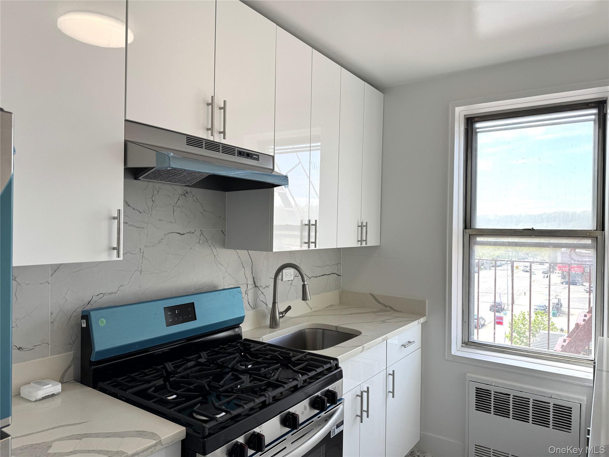 222-89 Braddock Ave 5a Property Photo 8