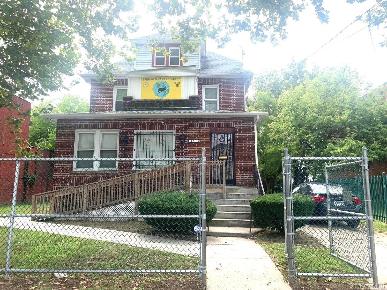 12210 Sutphin Boulevard Property Photo 1
