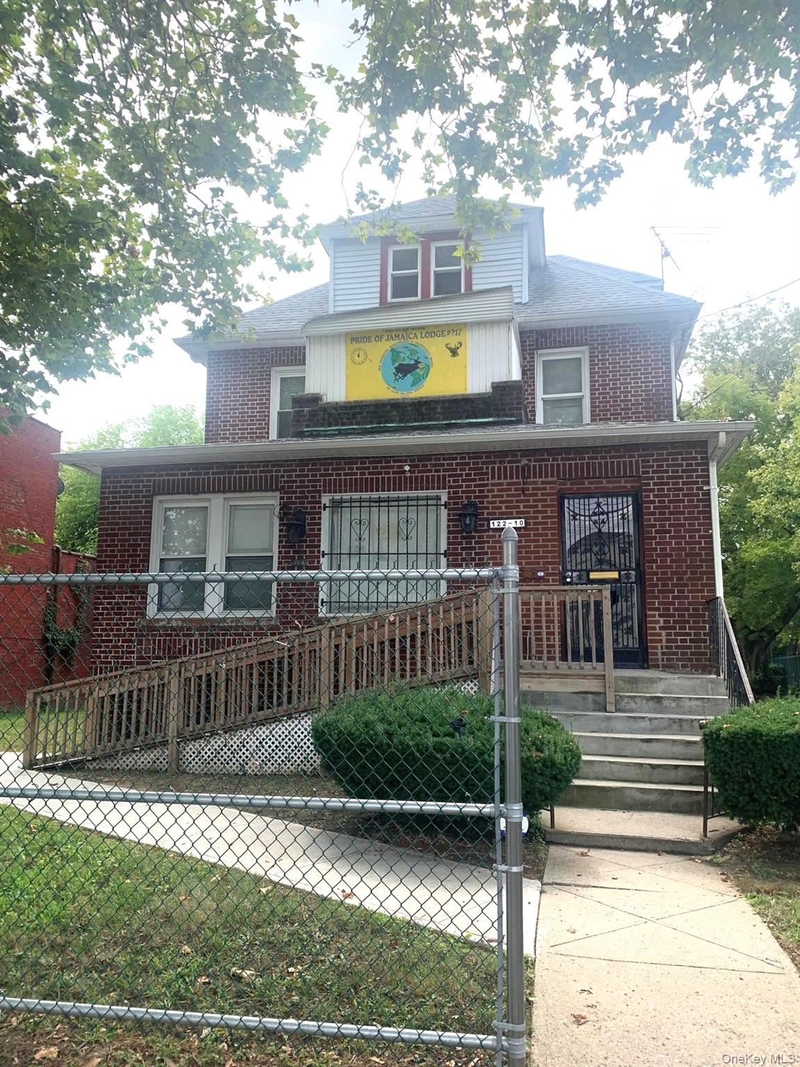 12210 Sutphin Boulevard Property Photo 2