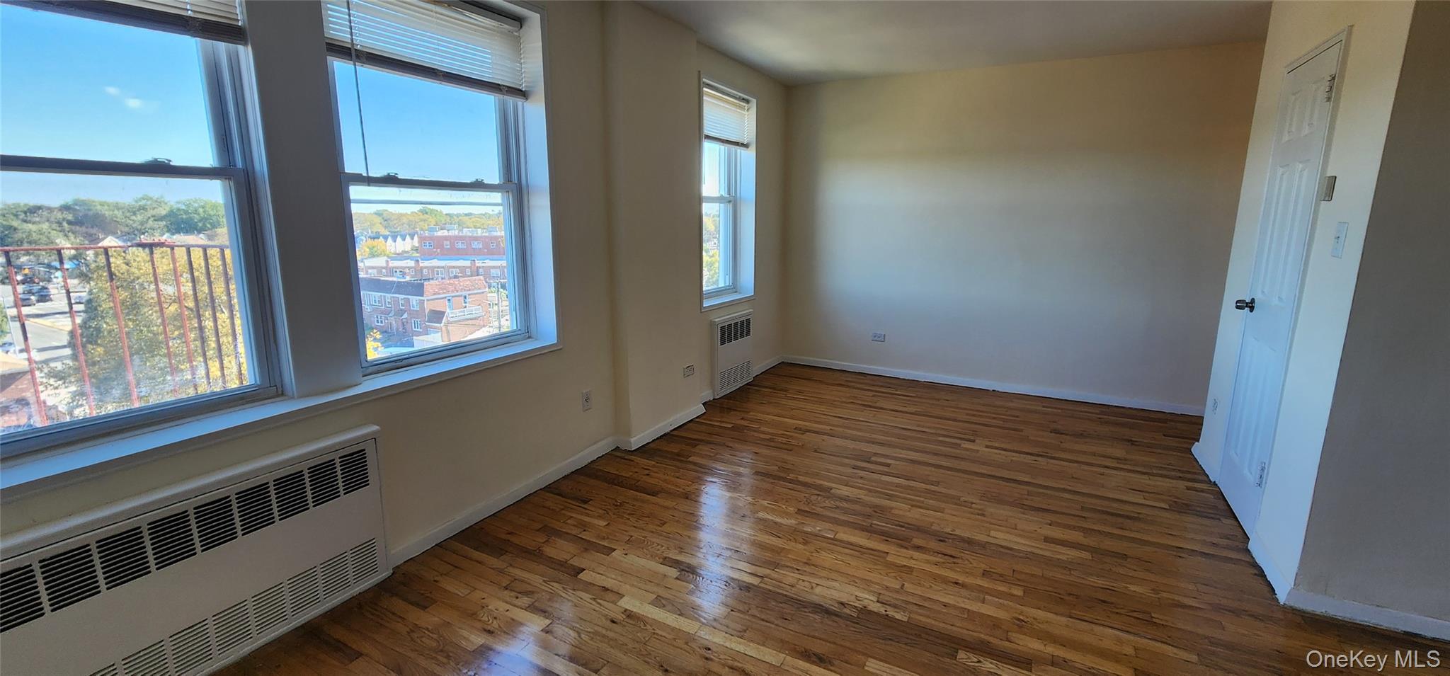 222-89 Braddock Ave 6-d Property Photo 4