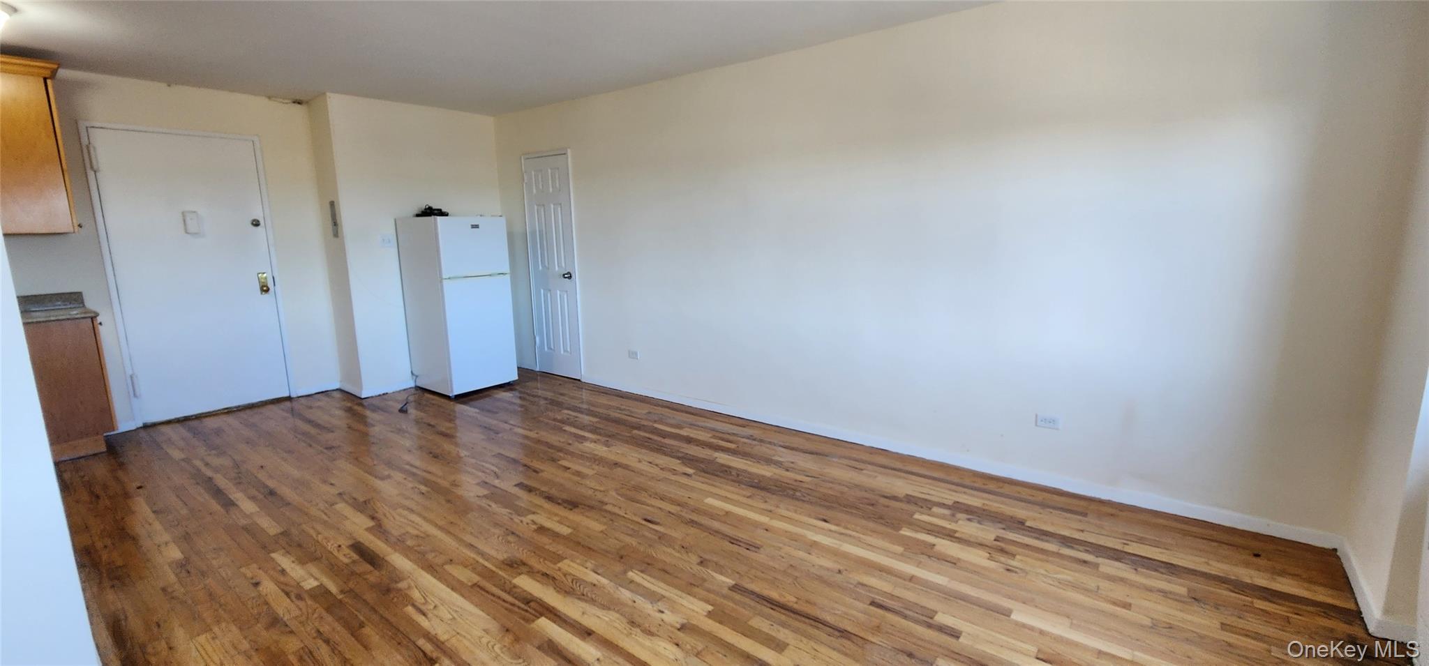 222-89 Braddock Ave 6-d Property Photo 5