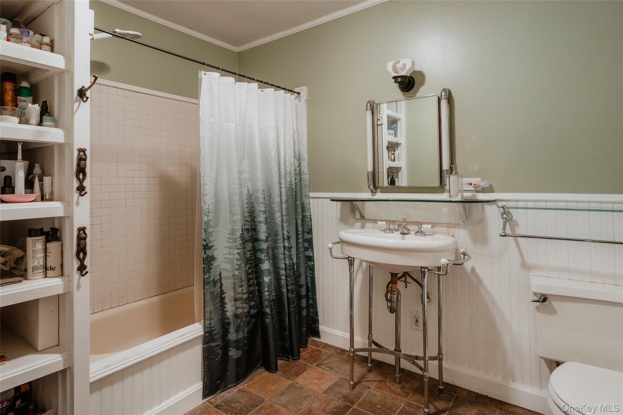 48 Upper Main Street Property Photo 40