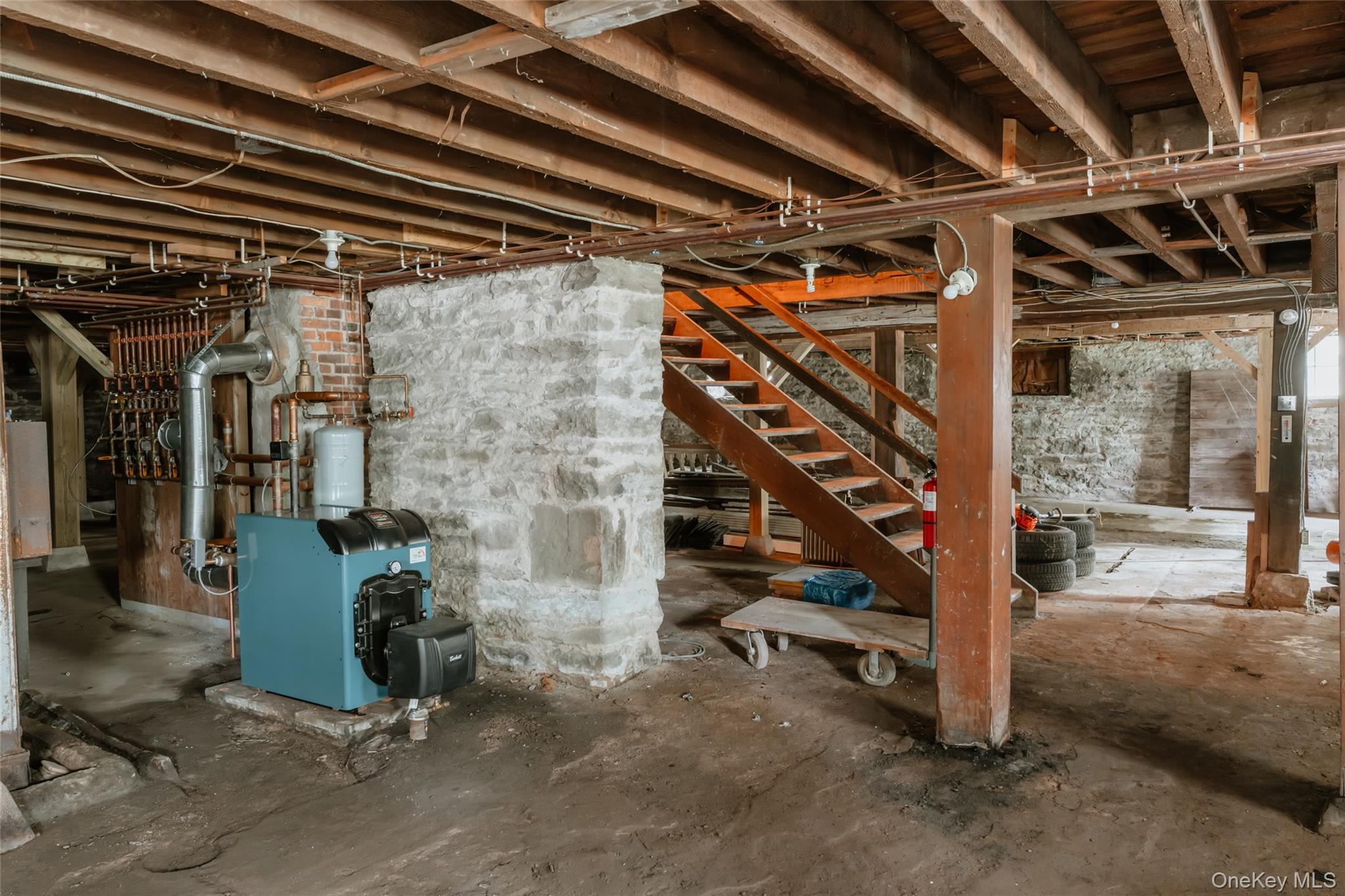 48 Upper Main Street Property Photo 42