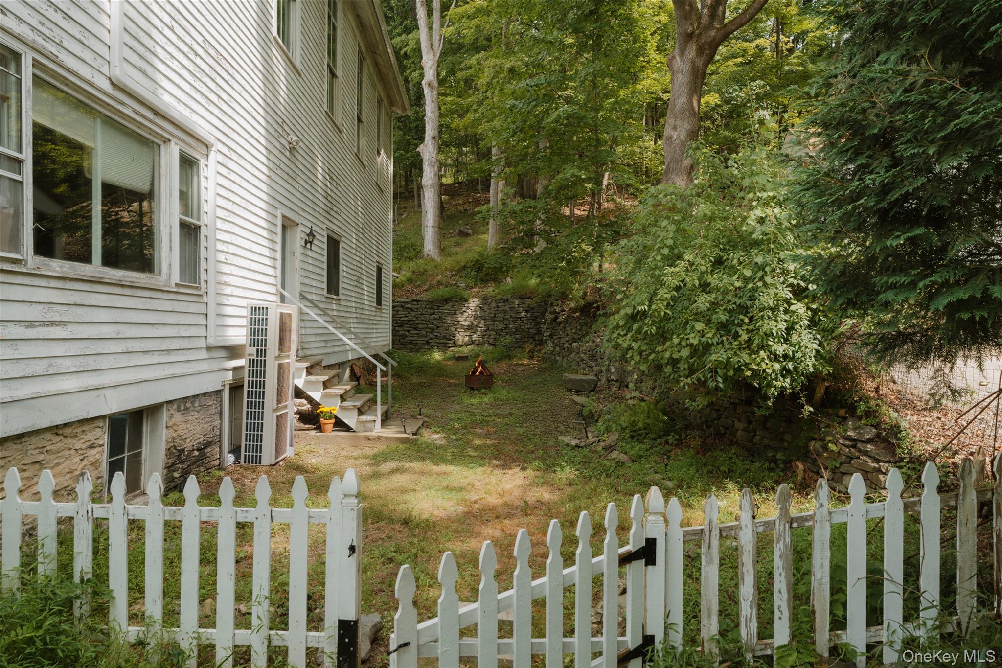 48 Upper Main Street Property Photo 47