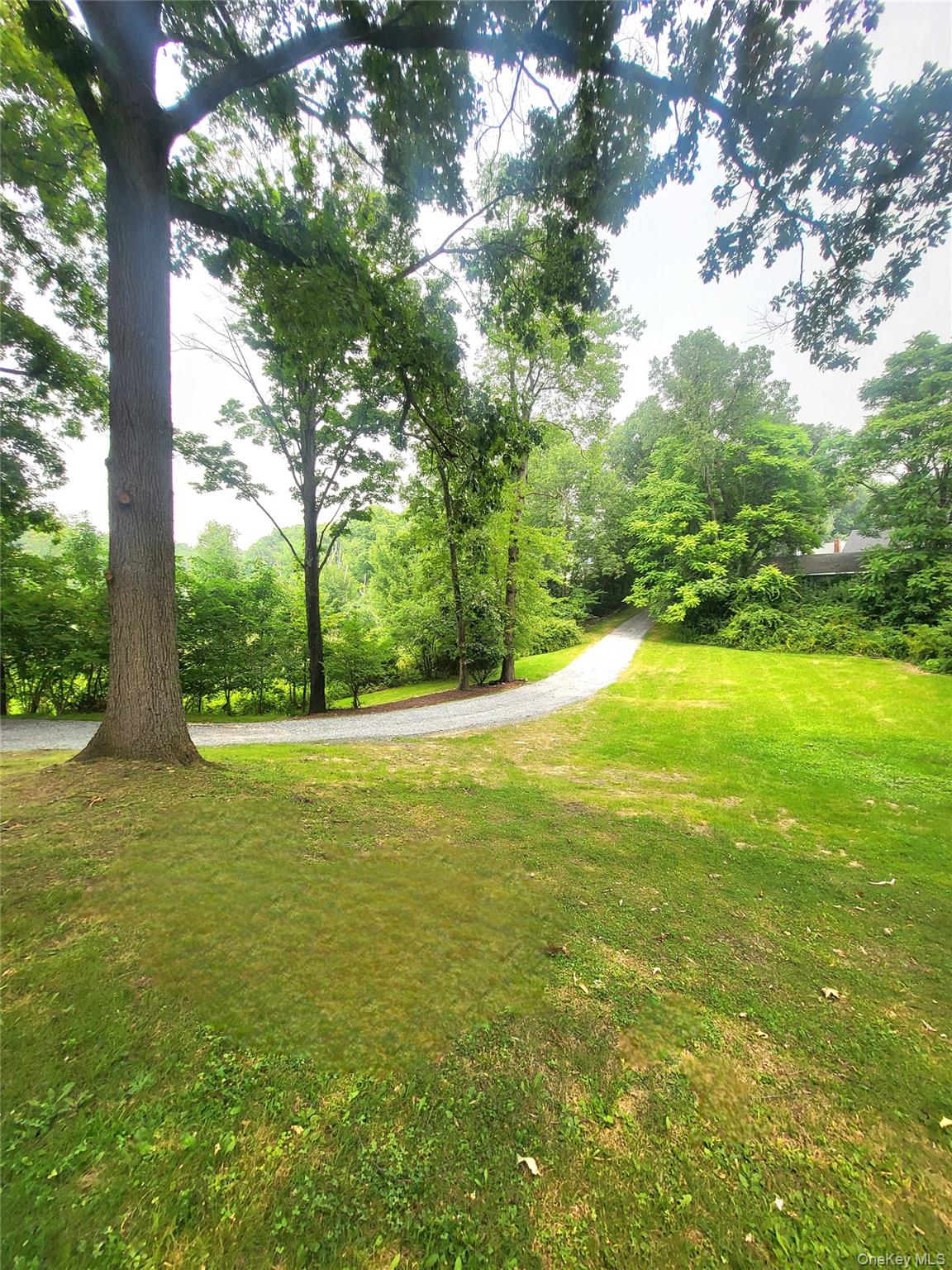 15 Blue Jay Drive Property Photo 8