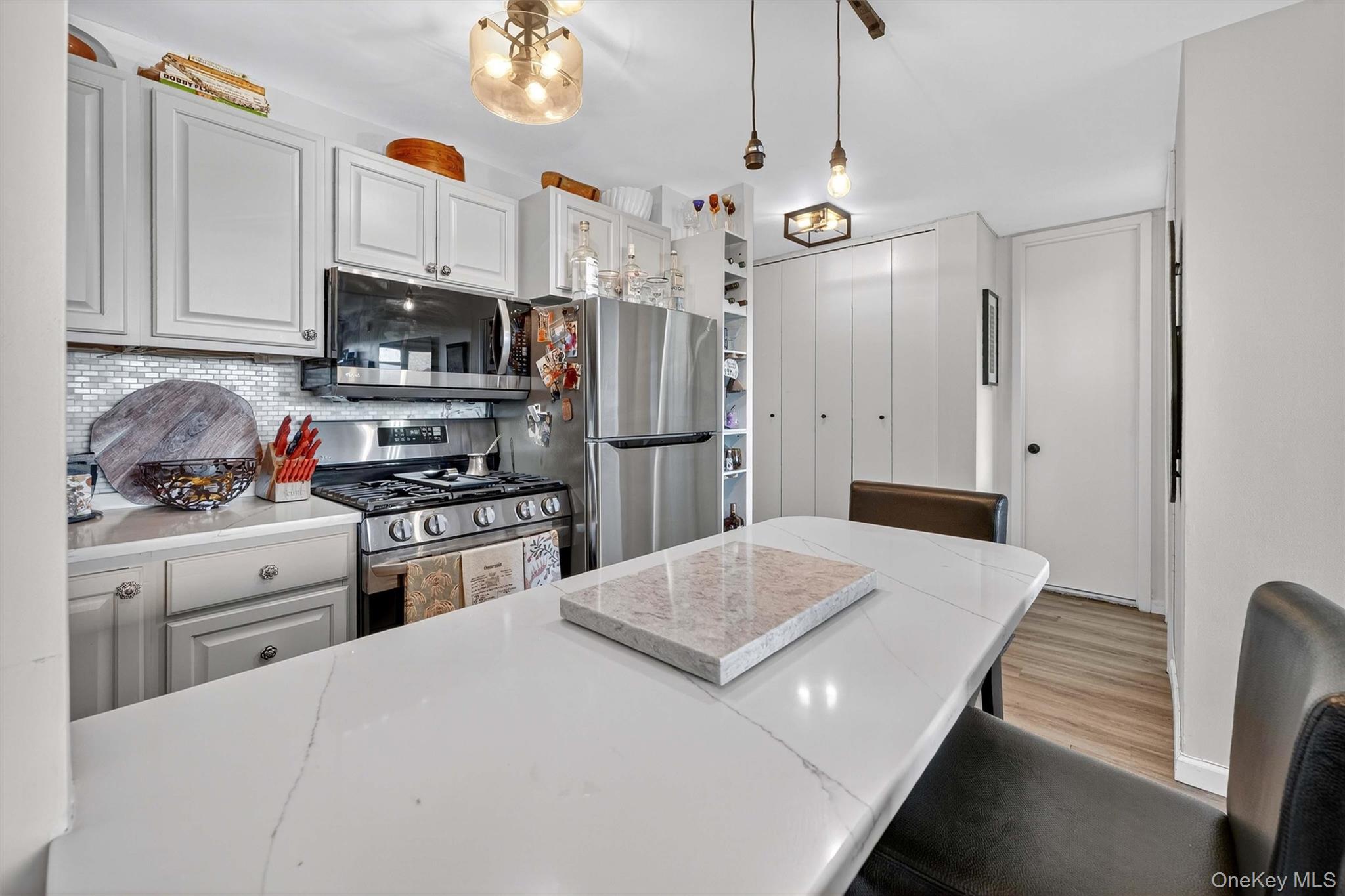 155 Ferris Avenue #12l Property Photo 12