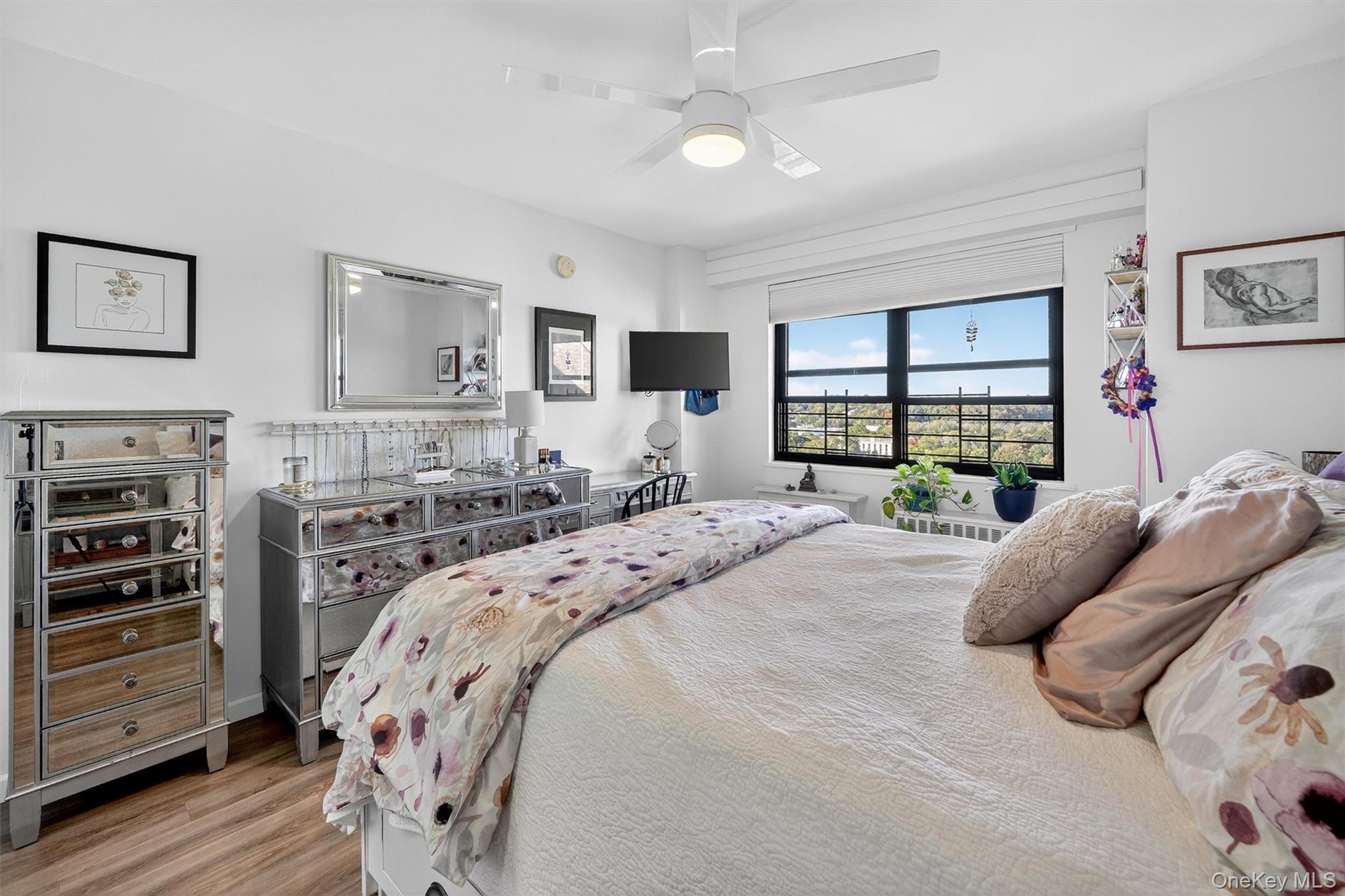 155 Ferris Avenue #12l Property Photo 23