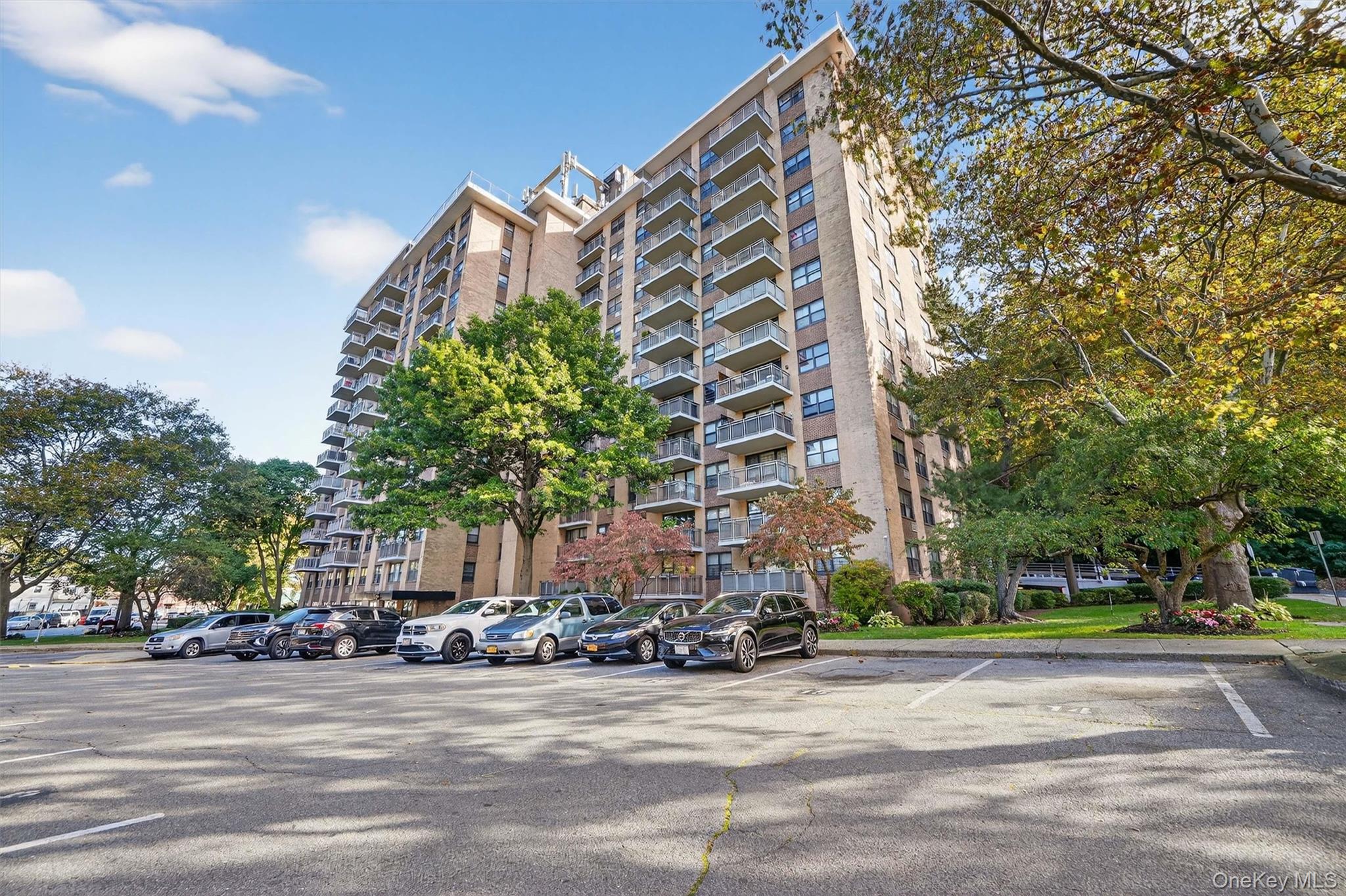 155 Ferris Avenue #12l Property Photo 30