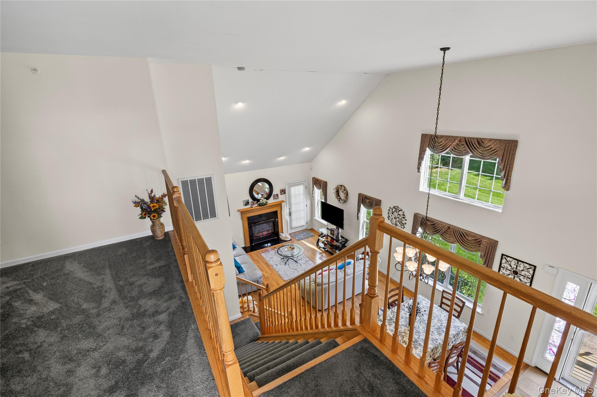 48 Avery Lane Property Photo 22