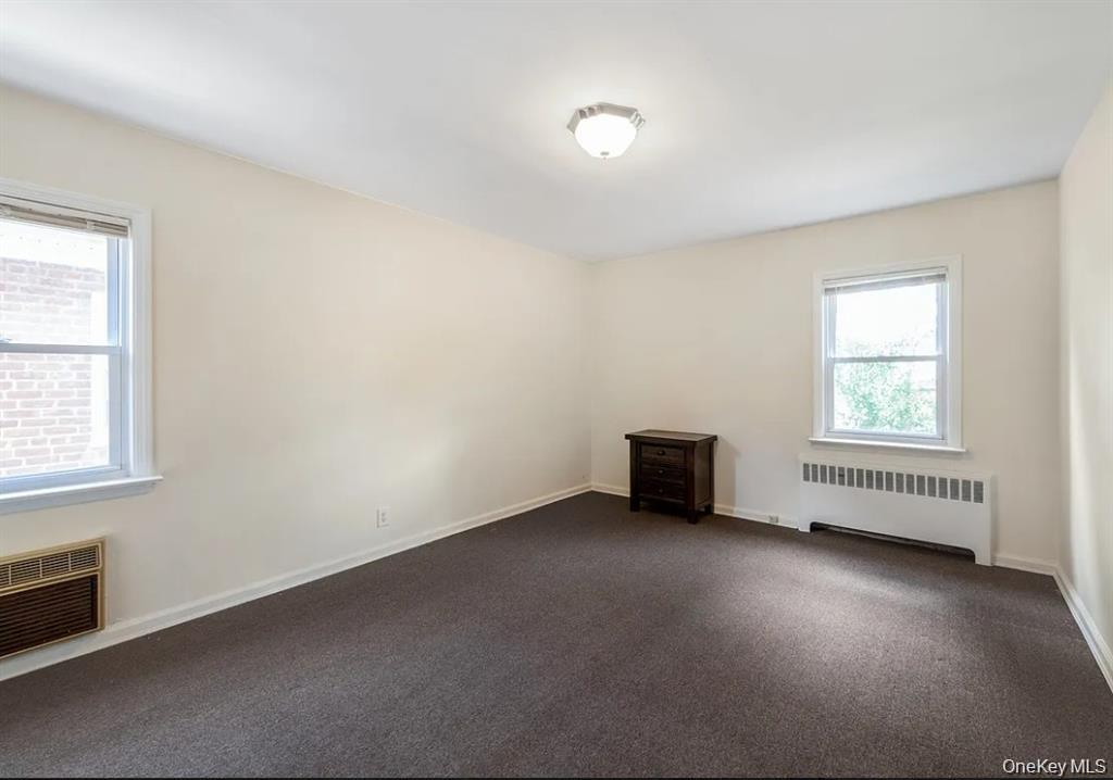 80-15a 168th Street Property Photo 8