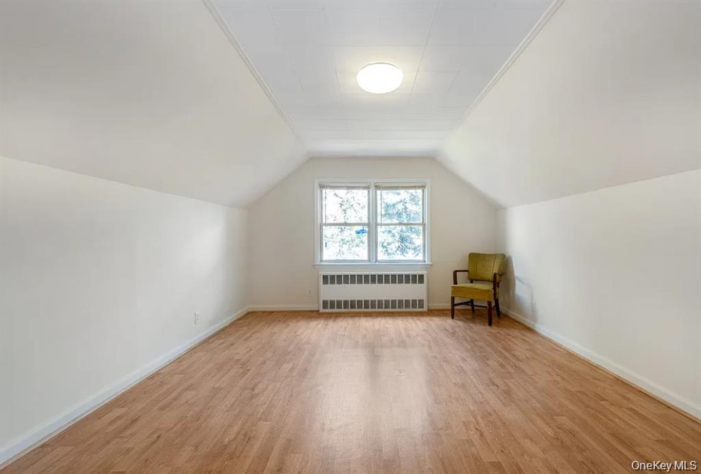 80-15a 168th Street Property Photo 17