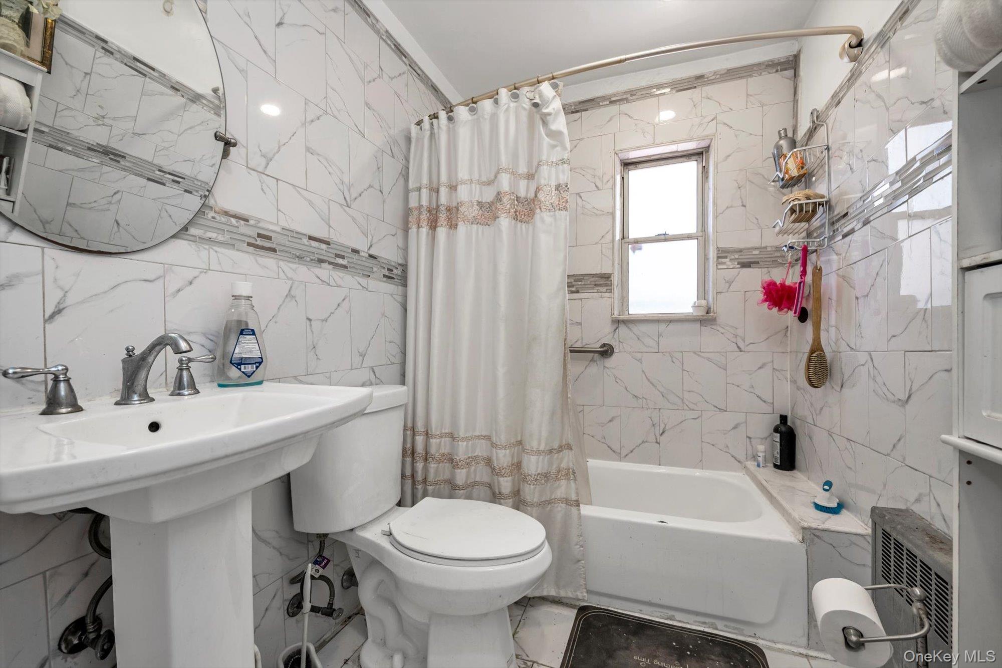 1721 E 54th Street Property Photo 11