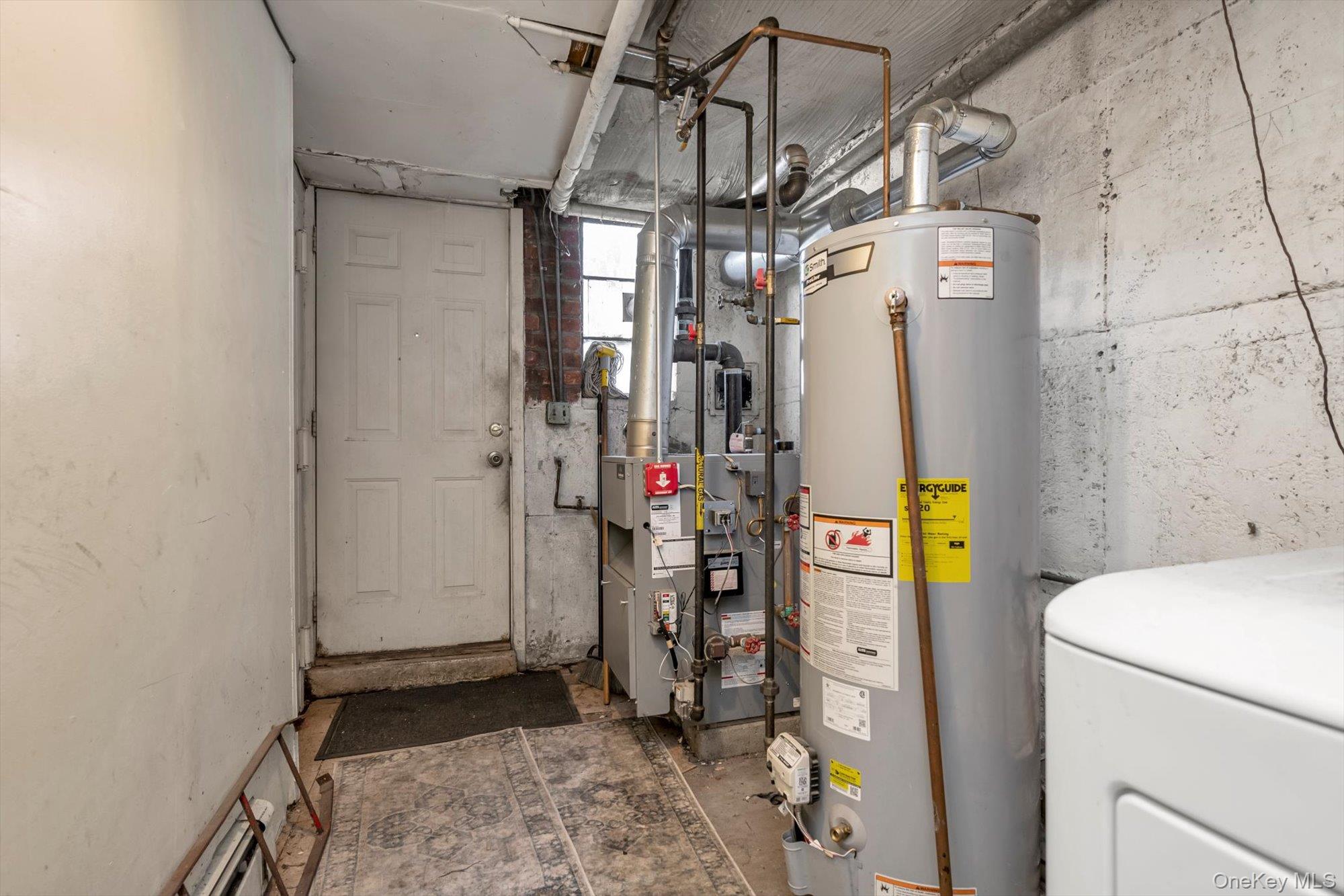 1721 E 54th Street Property Photo 15