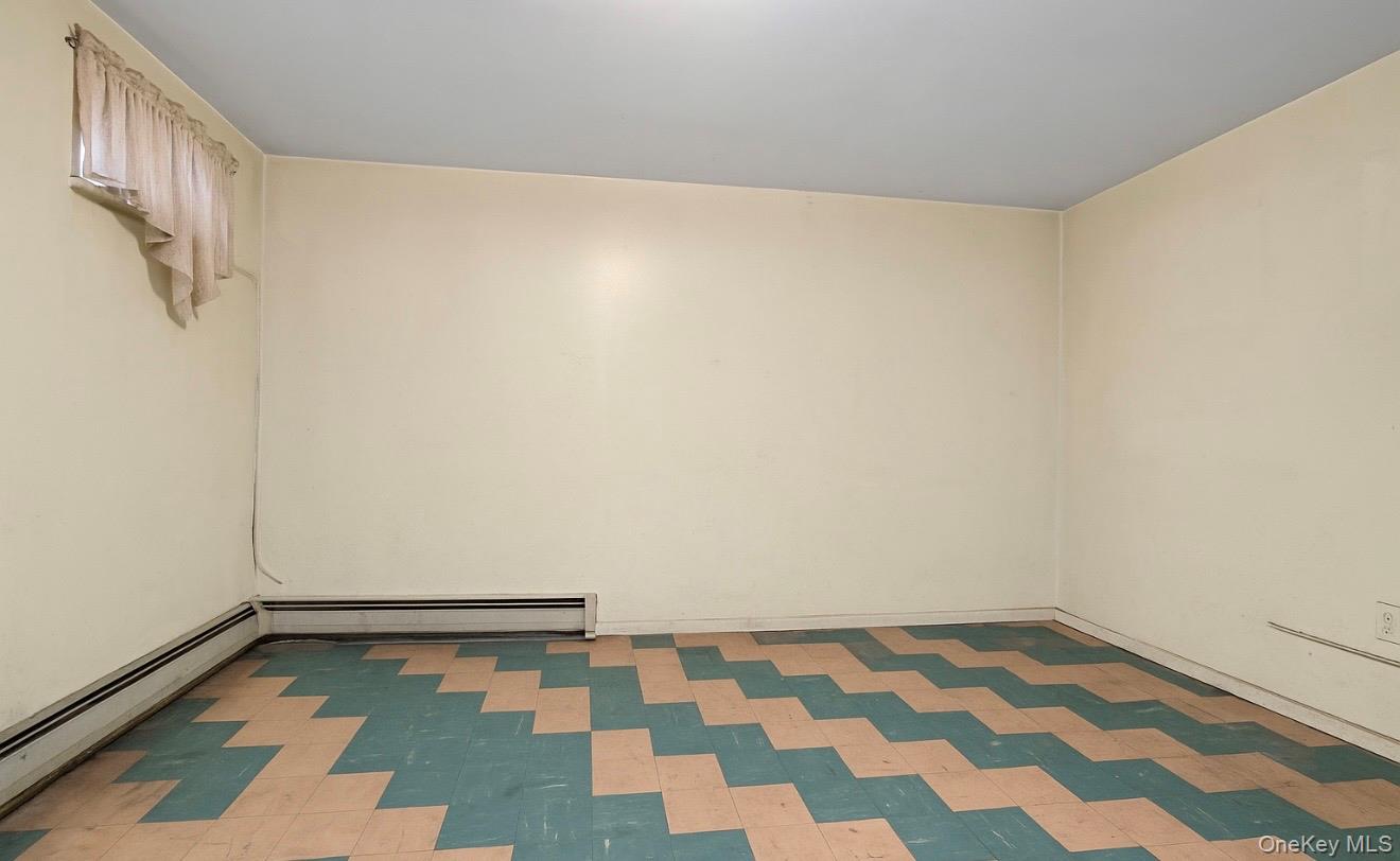 1721 E 54th Street Property Photo 16