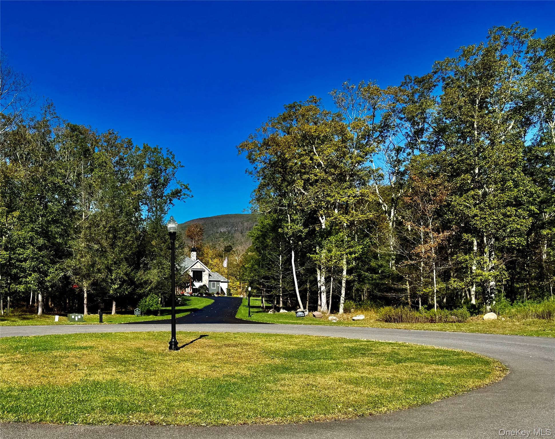 86 Falling Waters Drive Property Photo 10
