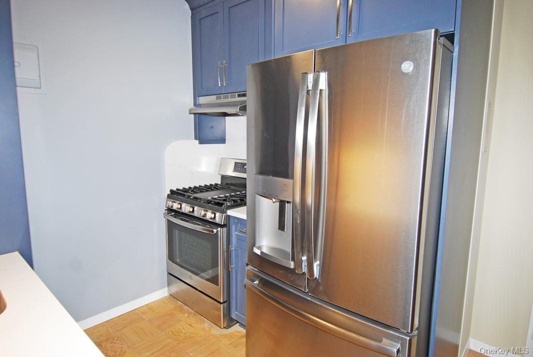 26910 Grand Central Parkway 22p Property Photo 7