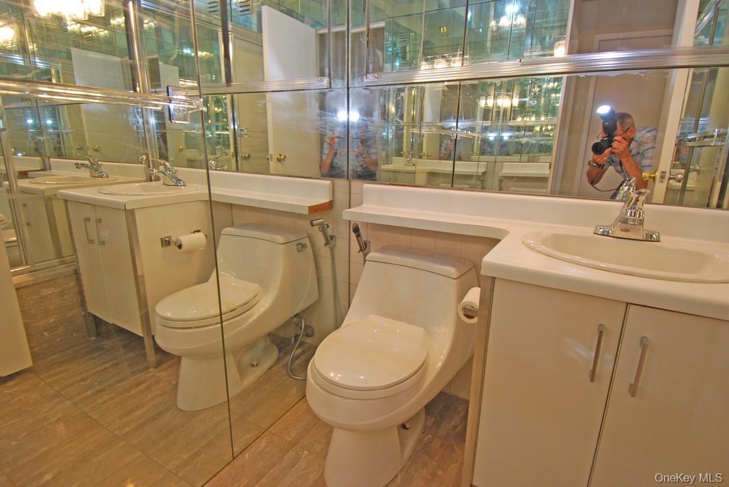 26910 Grand Central Parkway 22p Property Photo 12