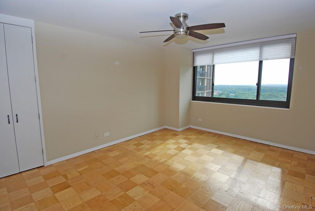 26910 Grand Central Parkway 22p Property Photo 13