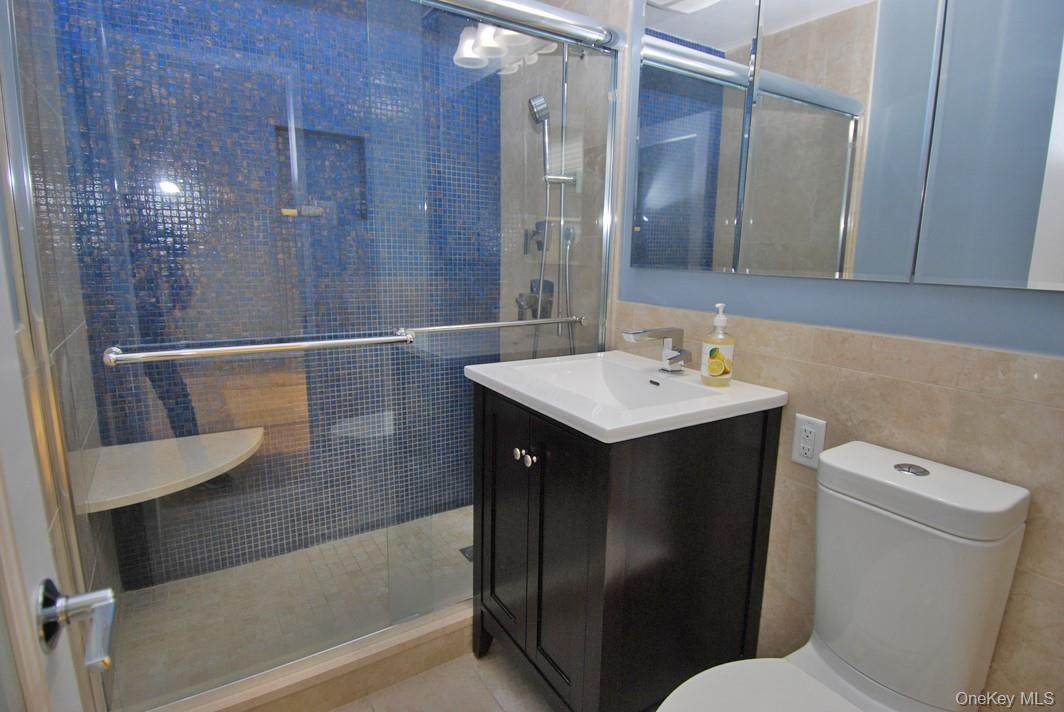 26910 Grand Central Parkway 22p Property Photo 17
