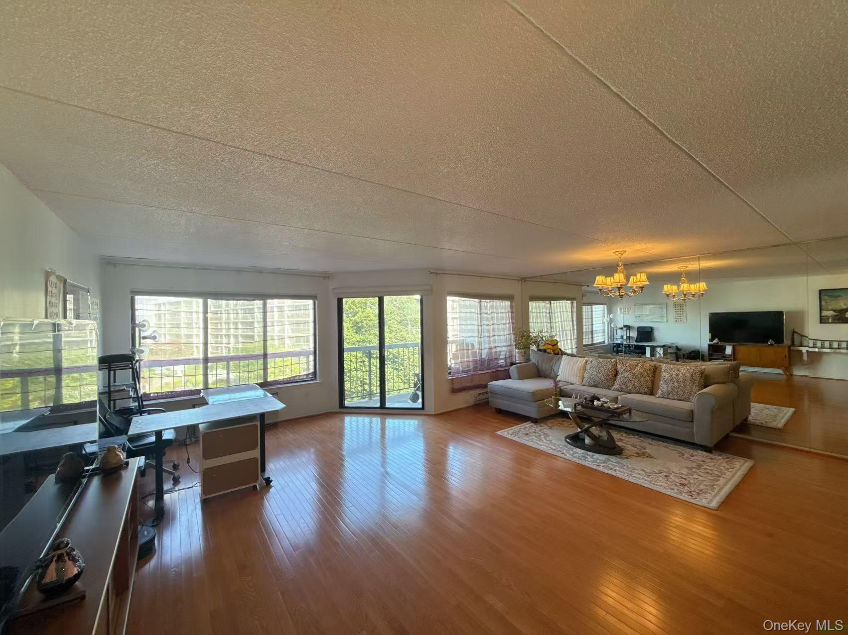 100 High Point Drive 501 Property Photo 12