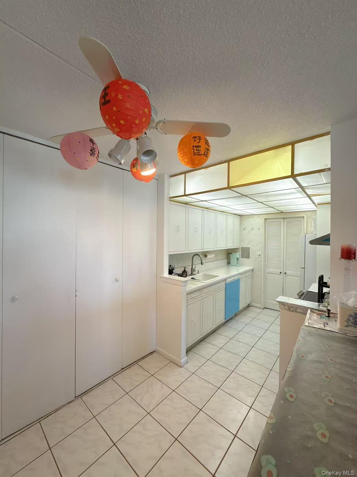 100 High Point Drive 501 Property Photo 19