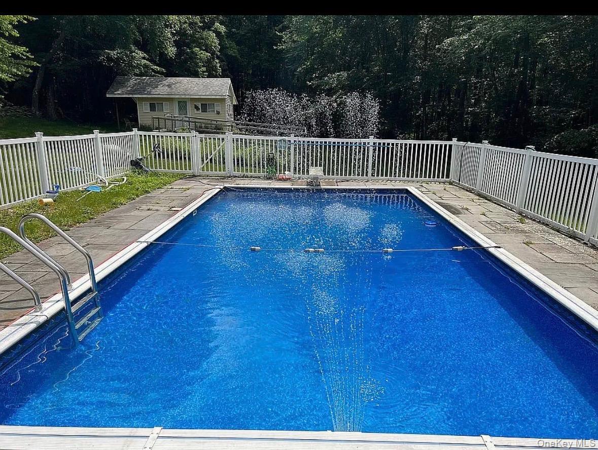 241 Royce Road 75 Property Photo 2