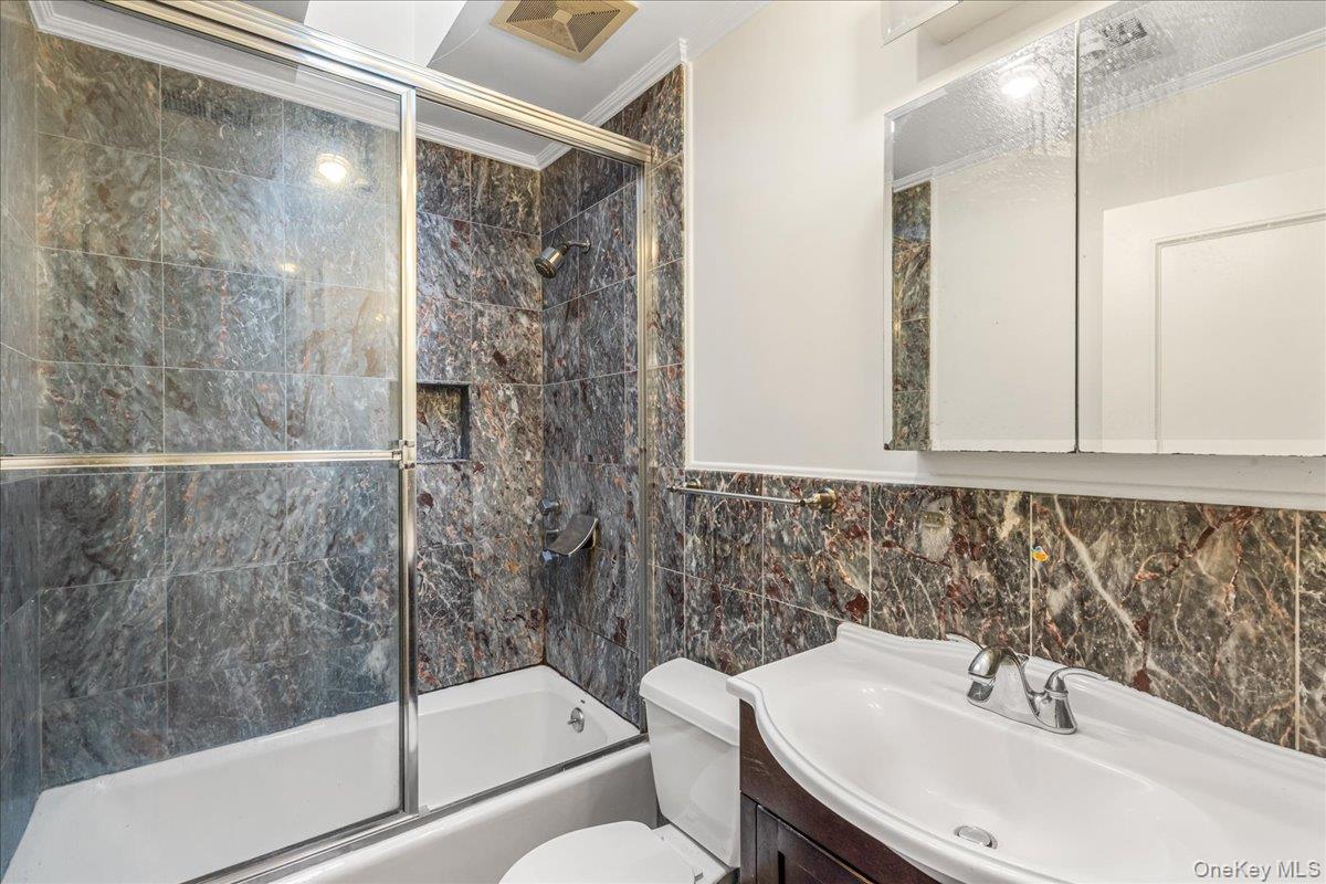 57-81 228 Street Property Photo 13