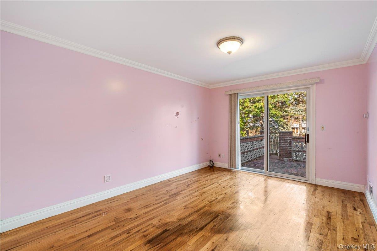 57-81 228 Street Property Photo 14