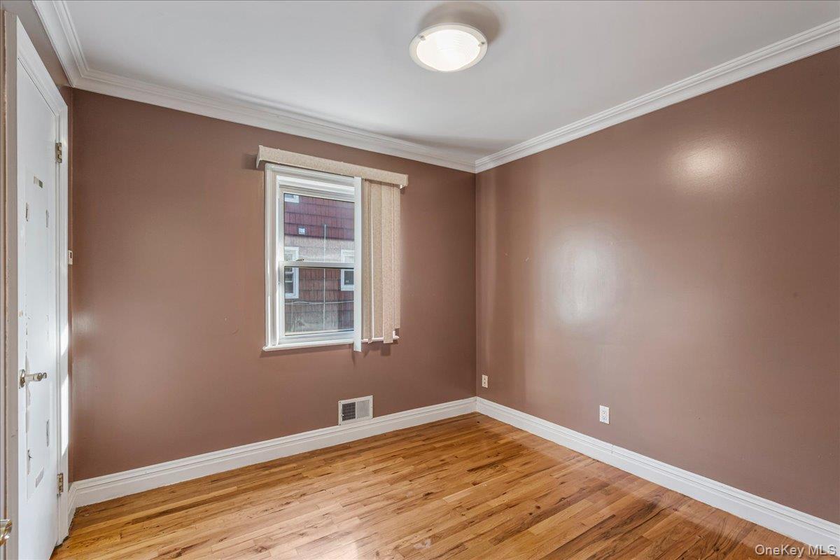 57-81 228 Street Property Photo 19