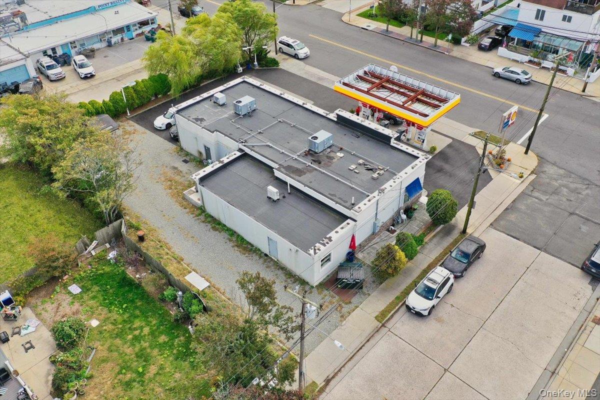 12 Lido Boulevard Property Photo 11