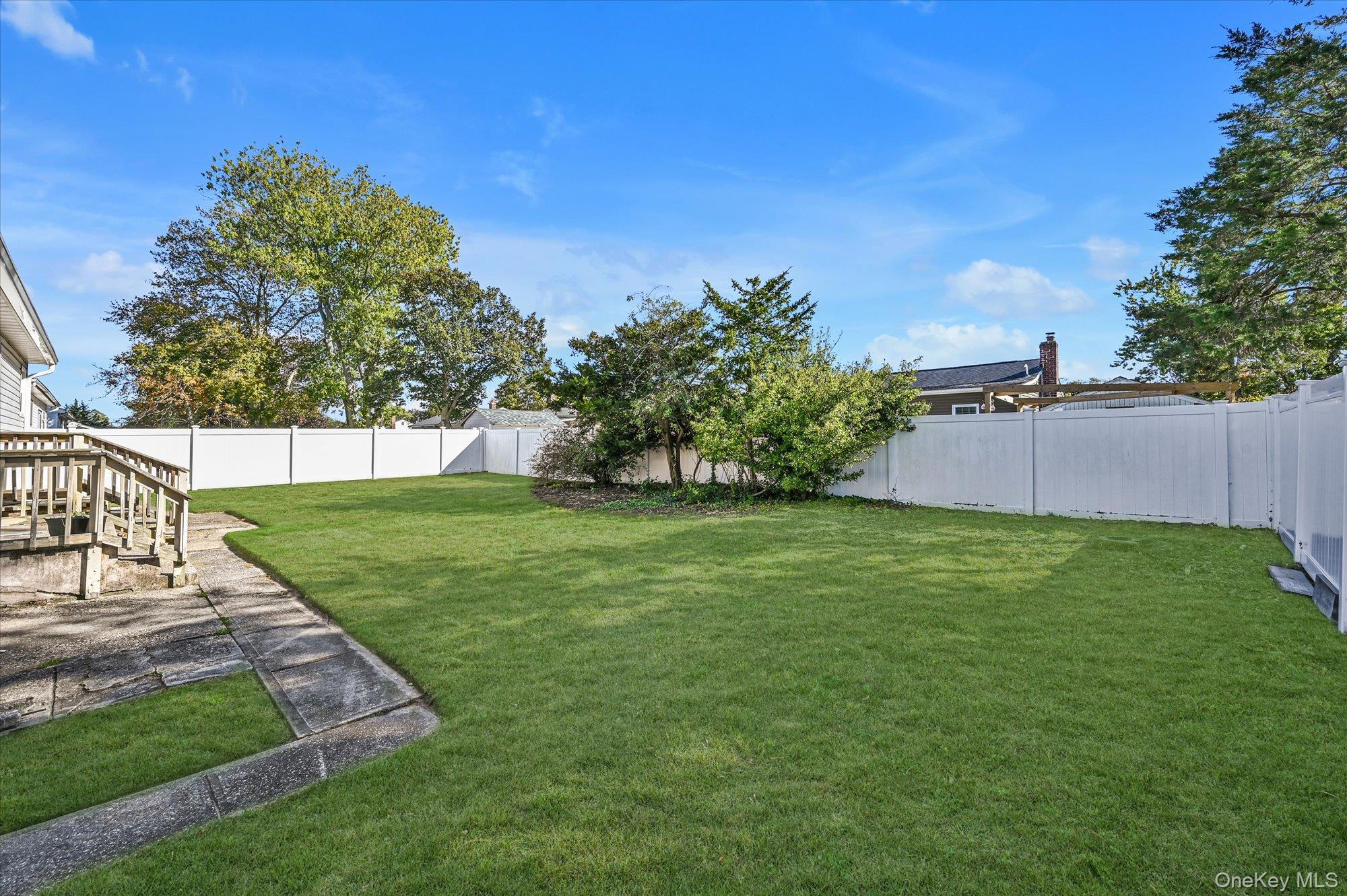 16 E Chestnut Street Property Photo 18