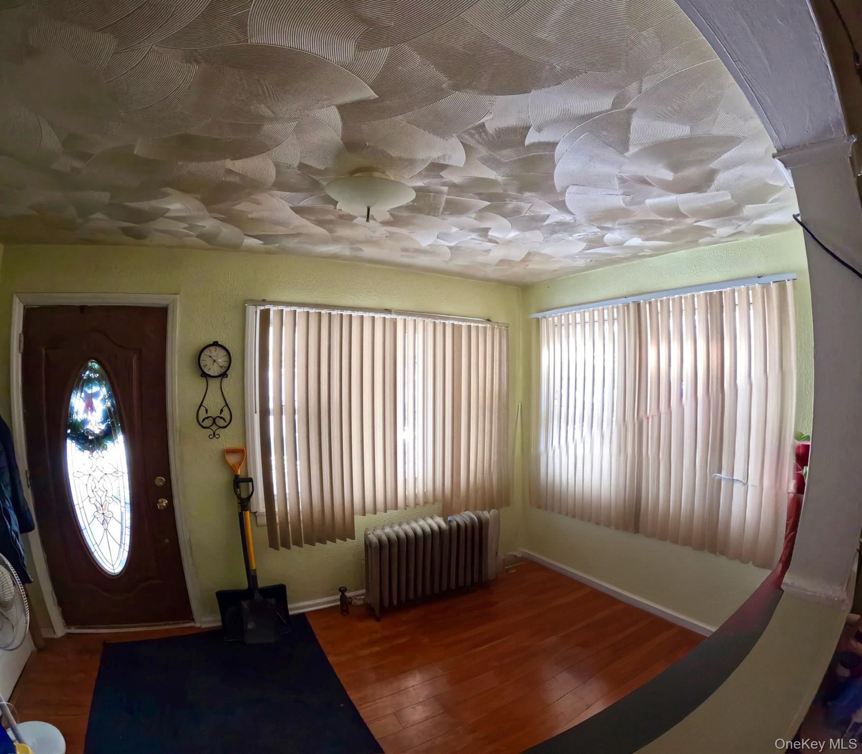 117-16 201 Place Property Photo 4