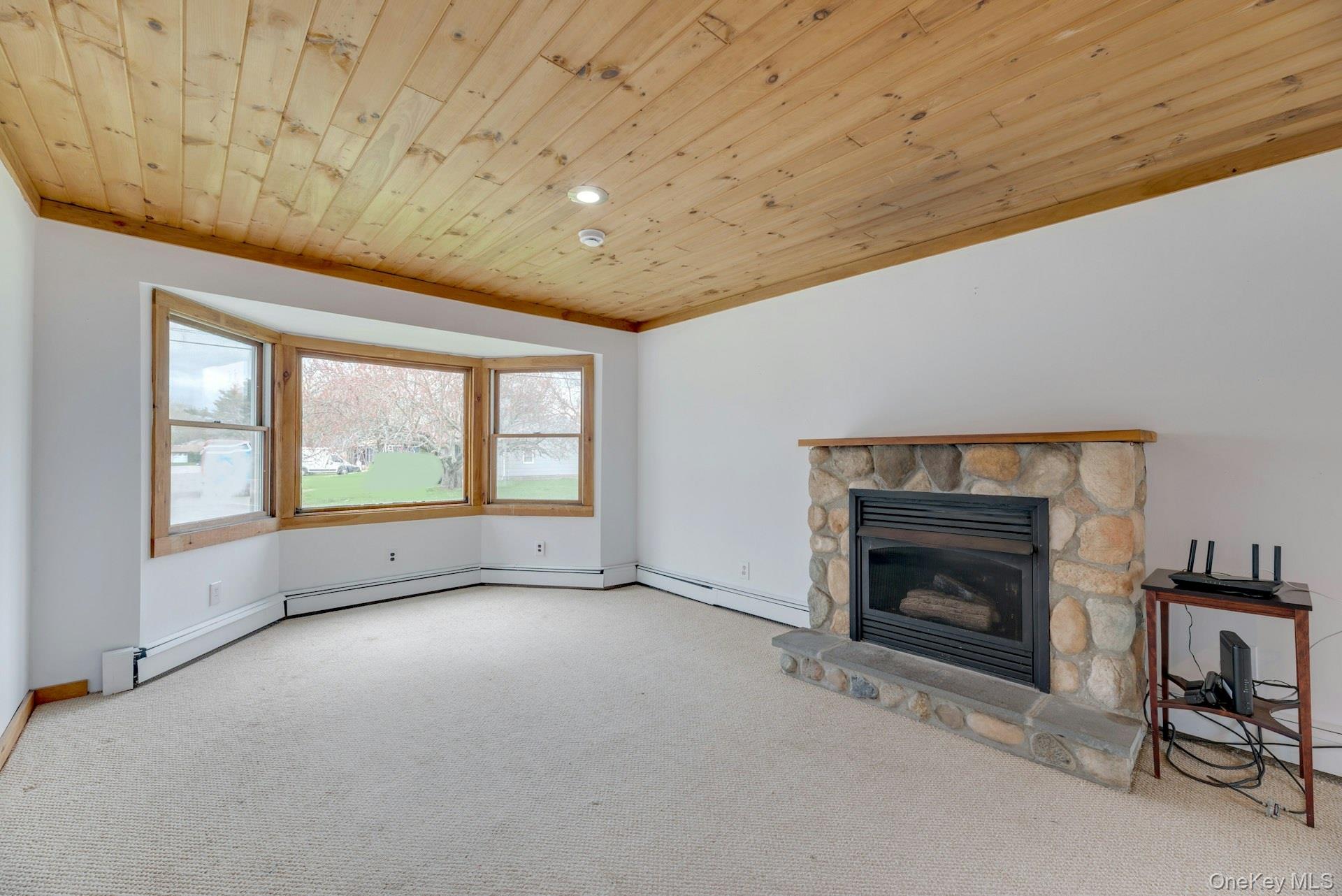 28 (aka 710) Sound Road Property Photo 6