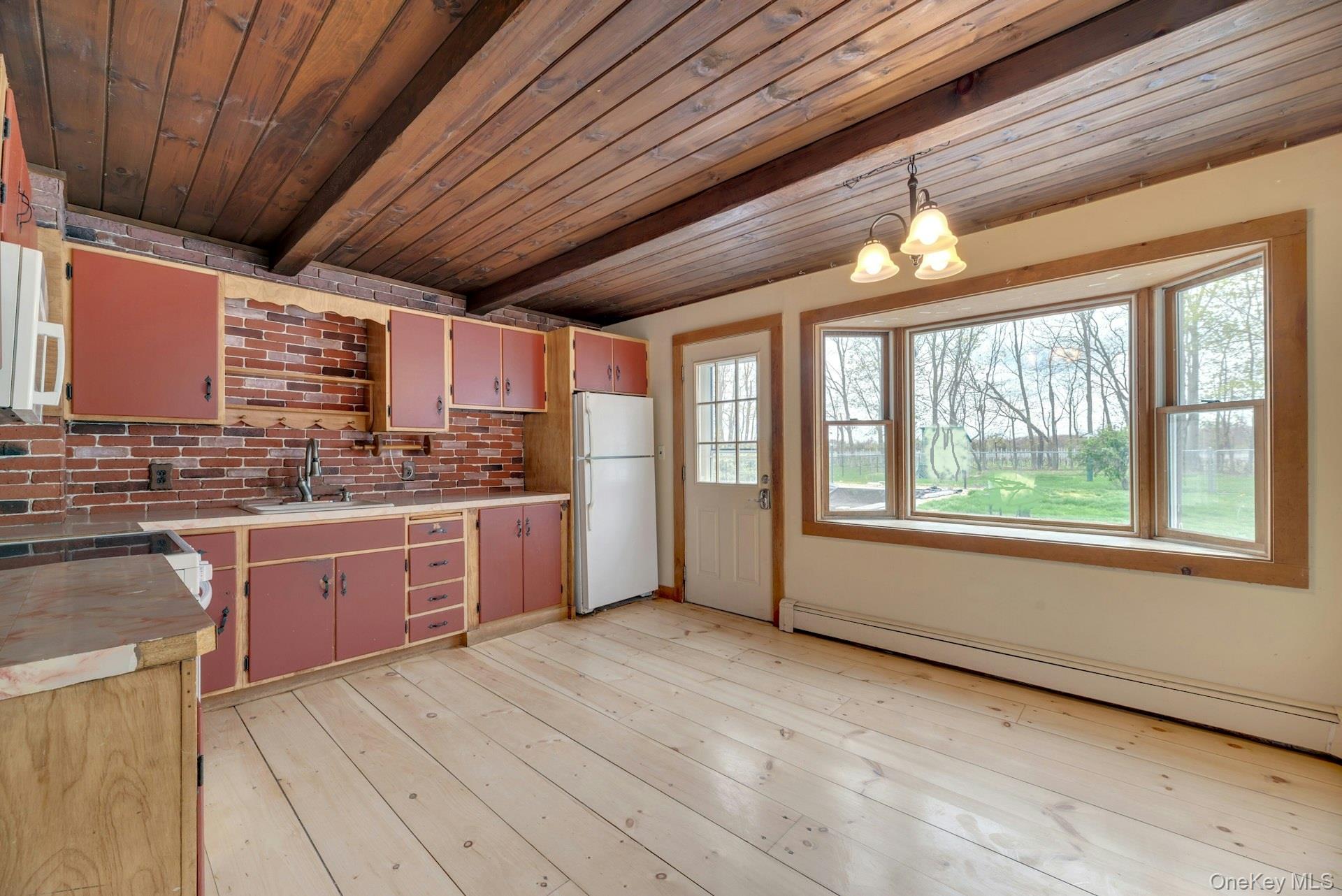 28 (aka 710) Sound Road Property Photo 8
