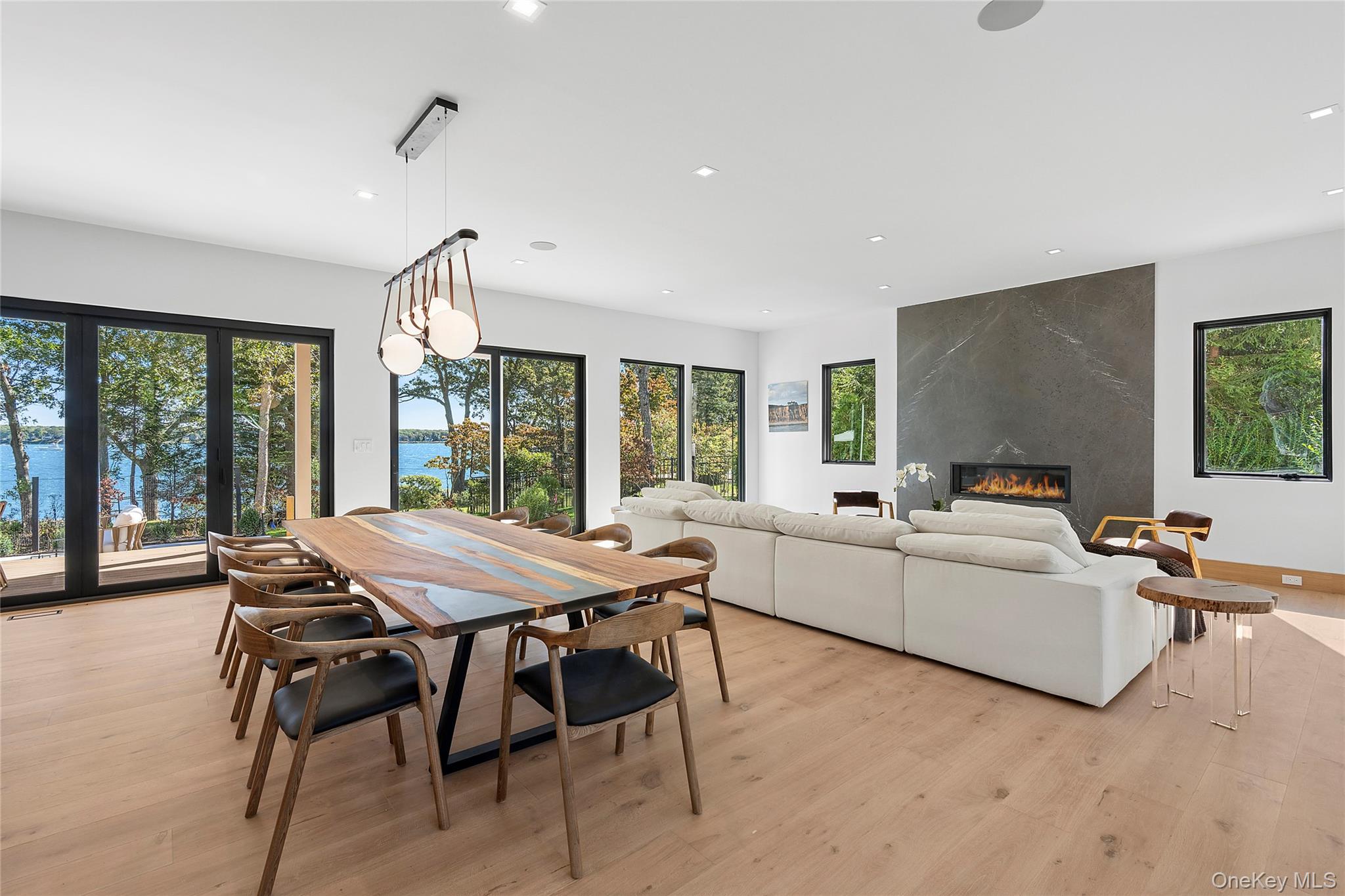 35 Springwood Way Property Photo 5