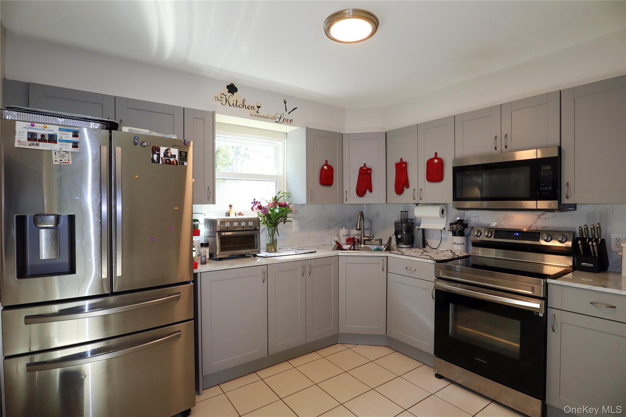 143 Jefferson Avenue Property Photo 9