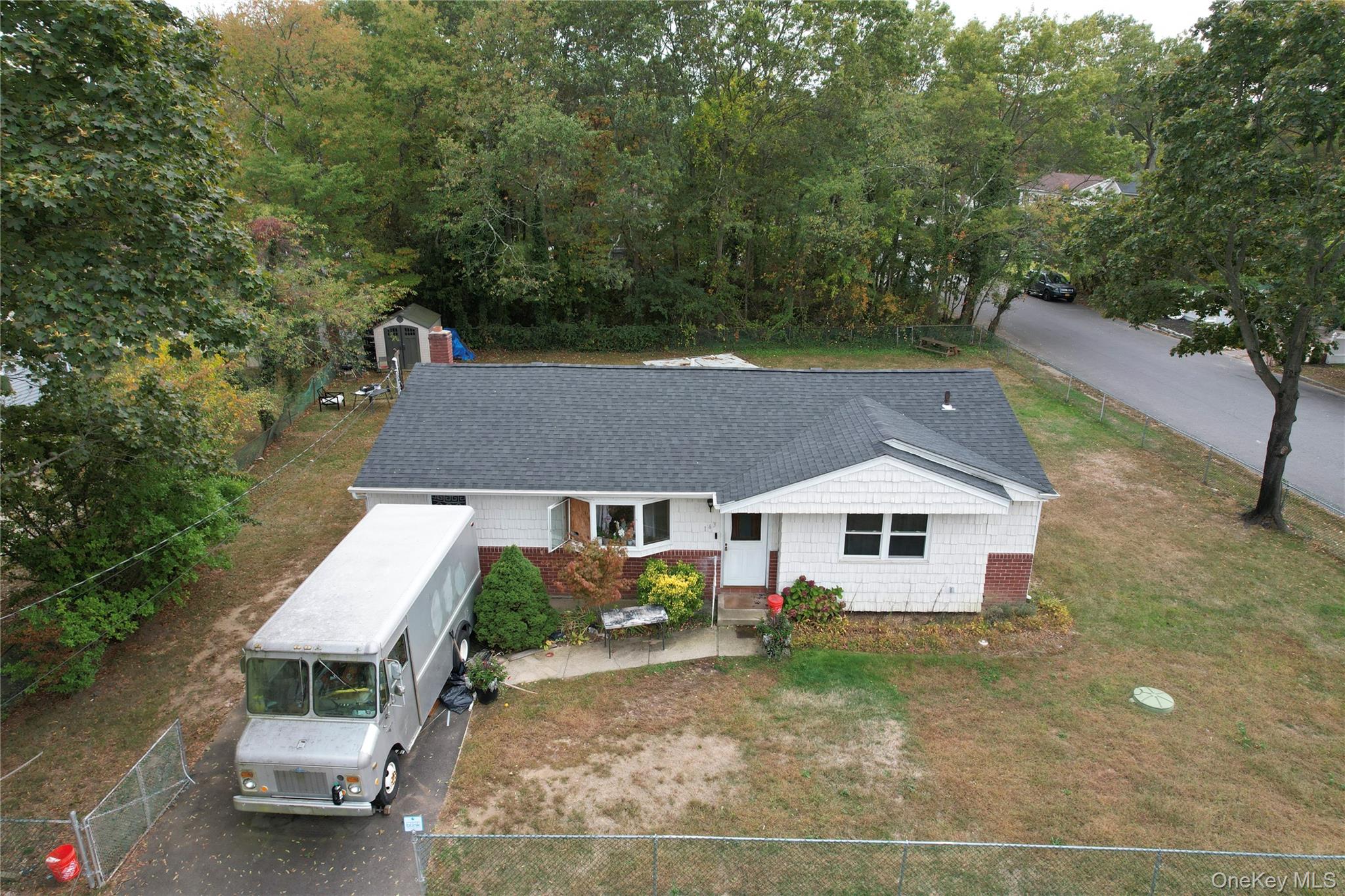 143 Jefferson Avenue Property Photo 28