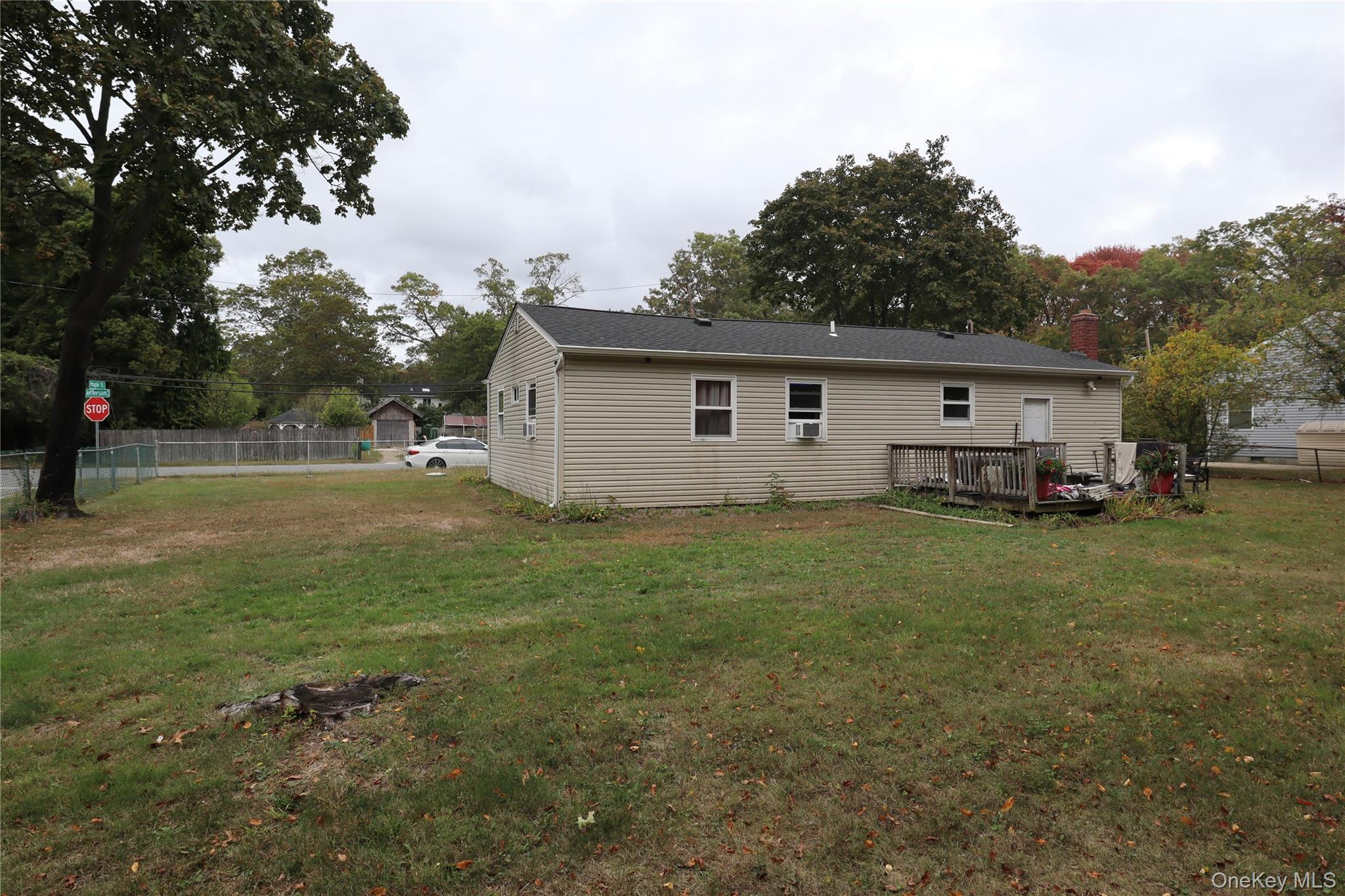 143 Jefferson Avenue Property Photo 35