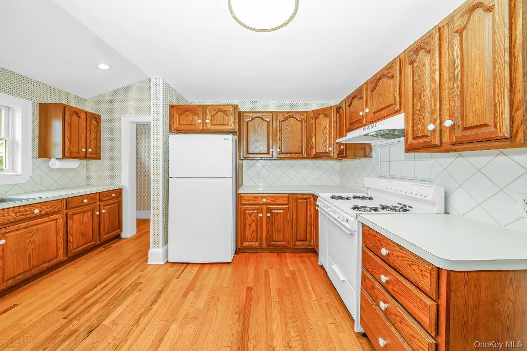72 Park Avenue Property Photo 11