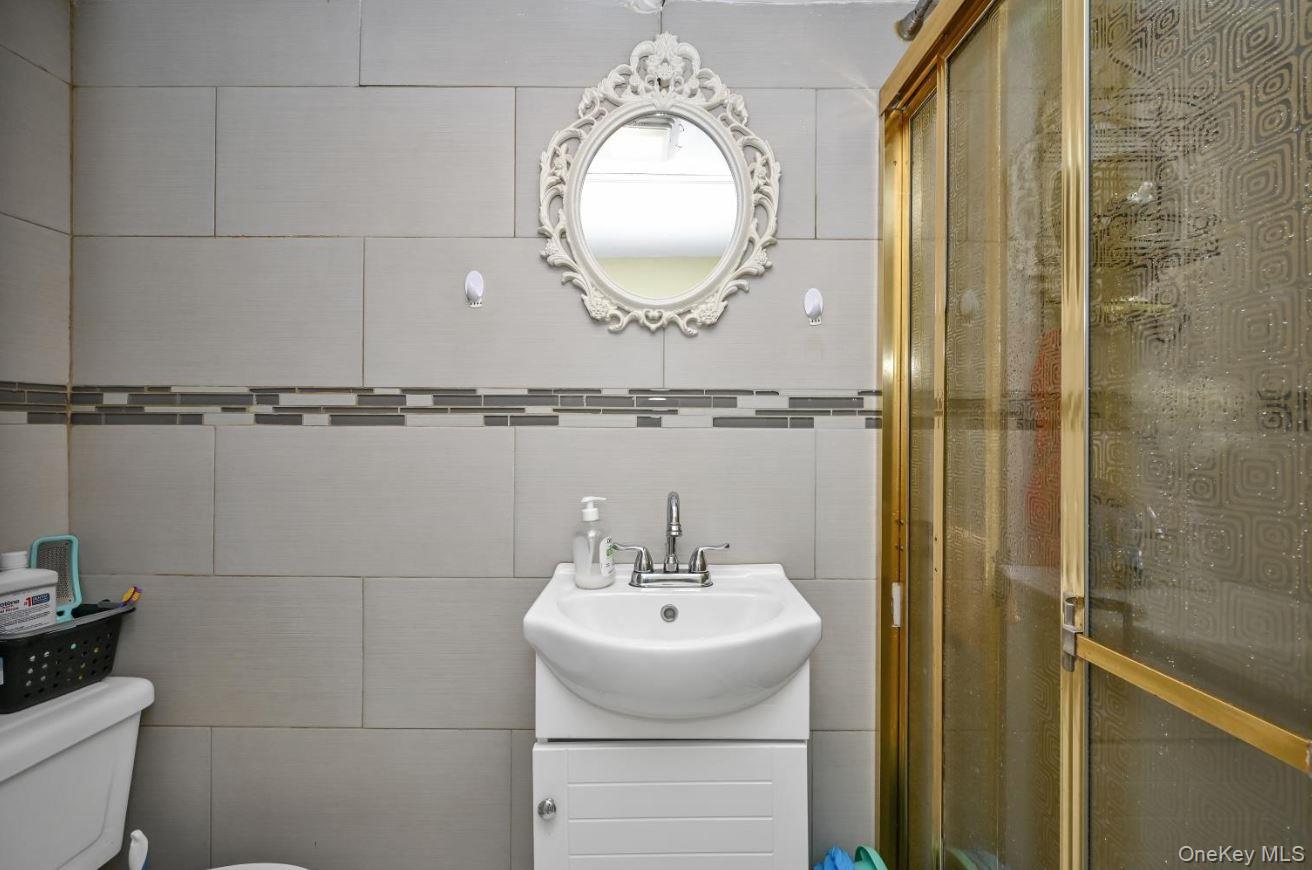 140-49 69th Road Property Photo 14