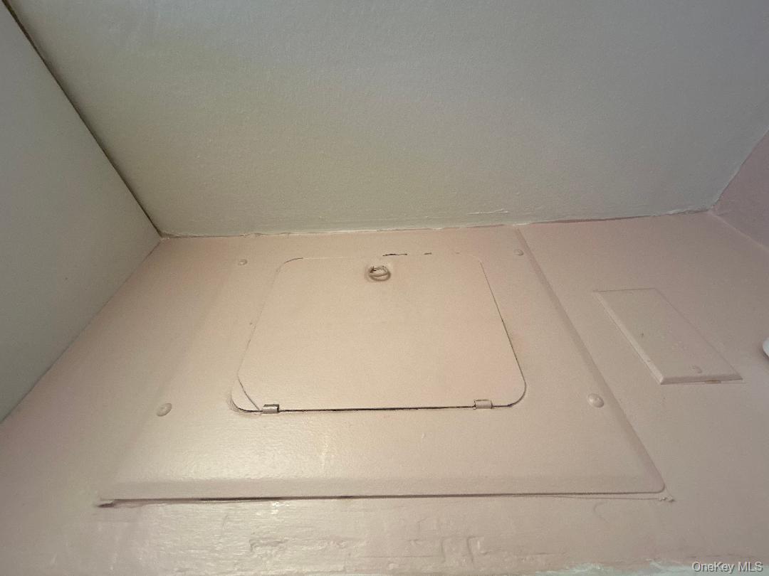 17-84 166 4-162 Property Photo 15