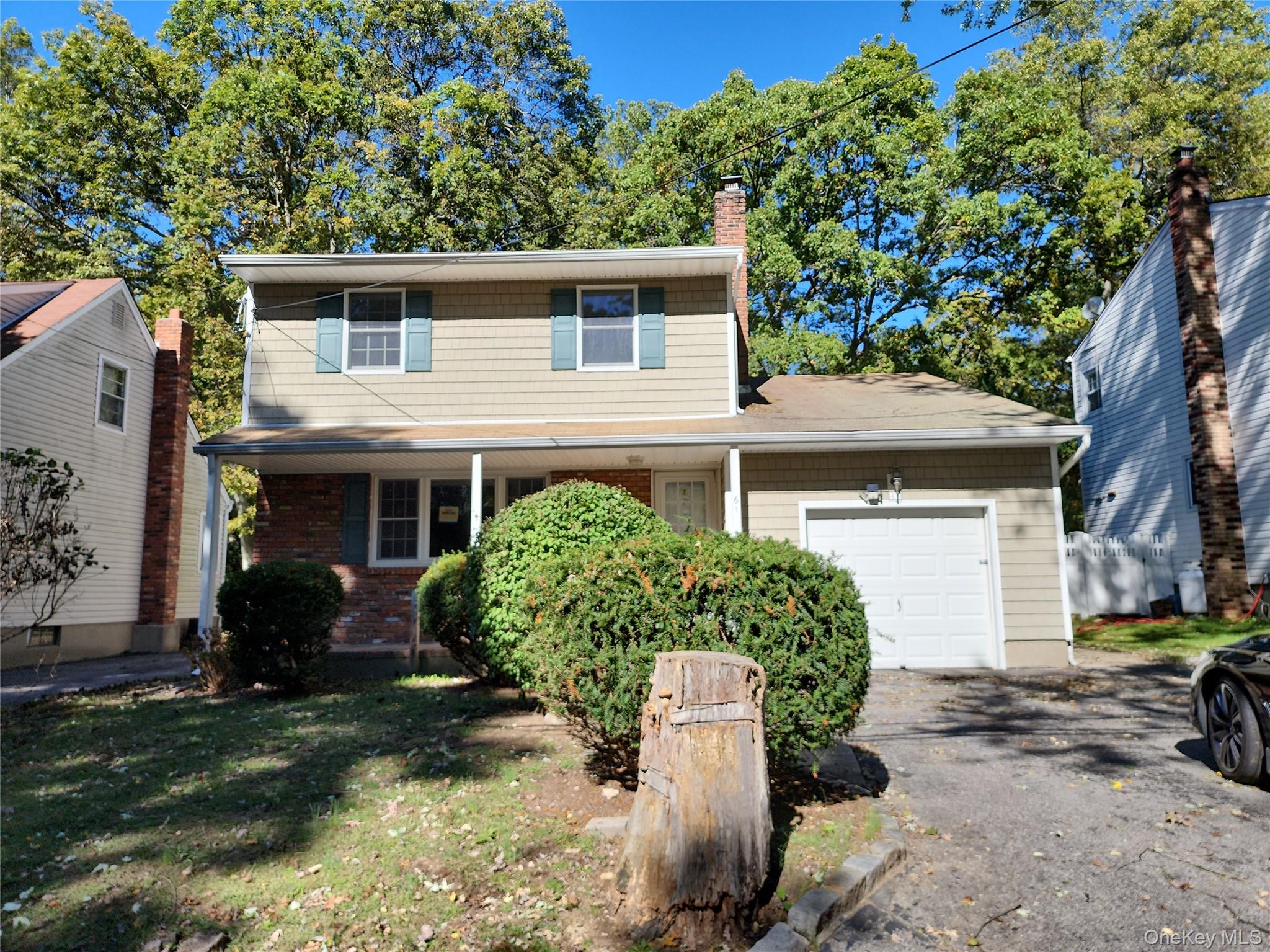 61 Pleasant Street Property Photo 2