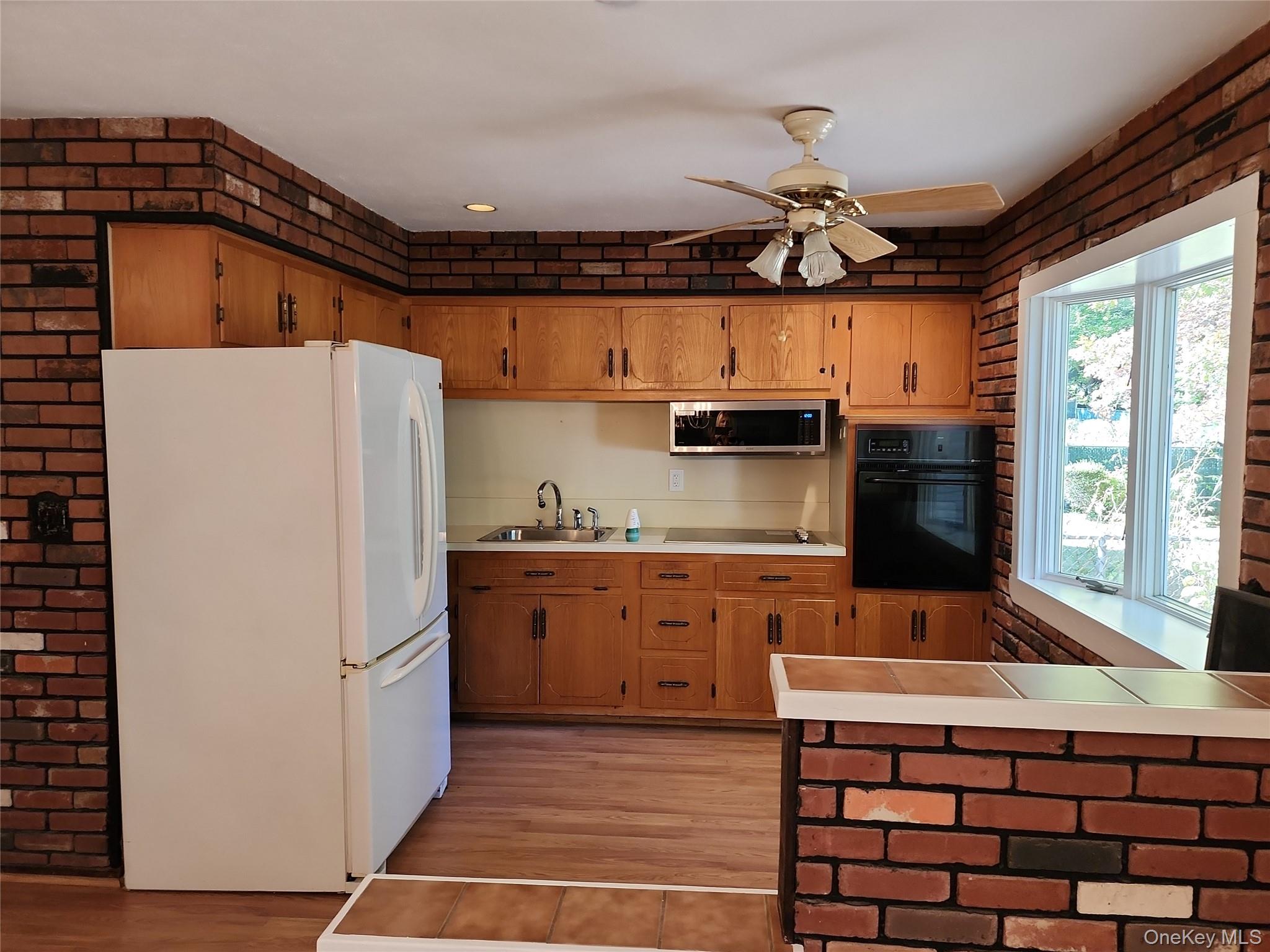 61 Pleasant Street Property Photo 4